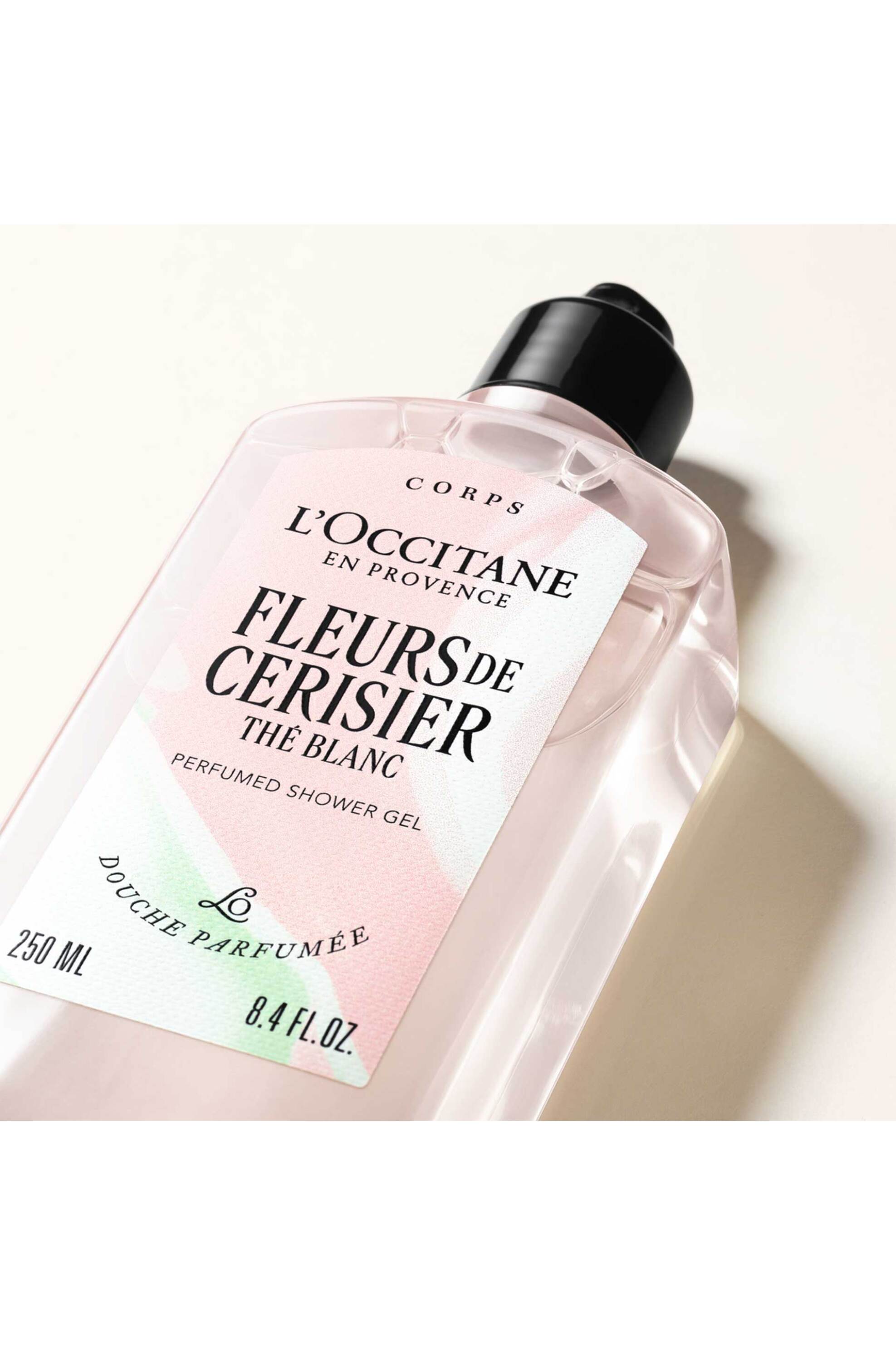 L&Apos Occitane Fleurs De Cerisier Ltd Shower Gel 250 ML - 5111507