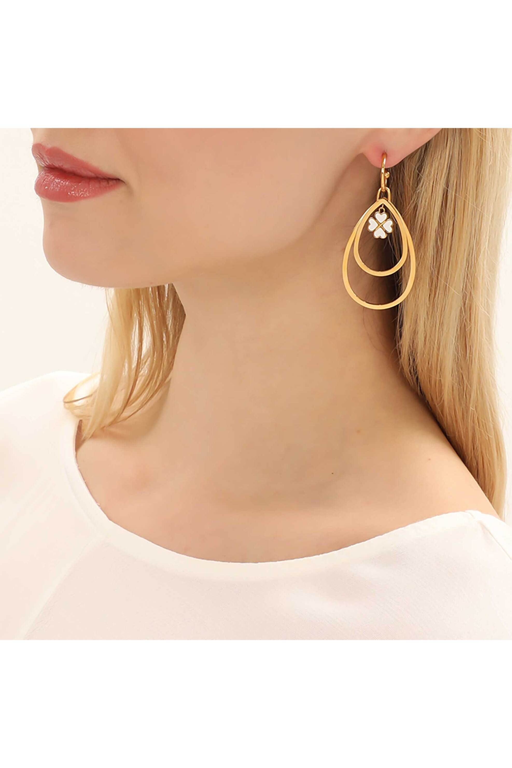 Folli Follie επίχρυσα σκουλαρίκια με ασύμμετρα μοτίφ και άσπρο σμάλτο "Blissful Heart4Heart" - 1E23T106YW Χρυσό φωτογραφία