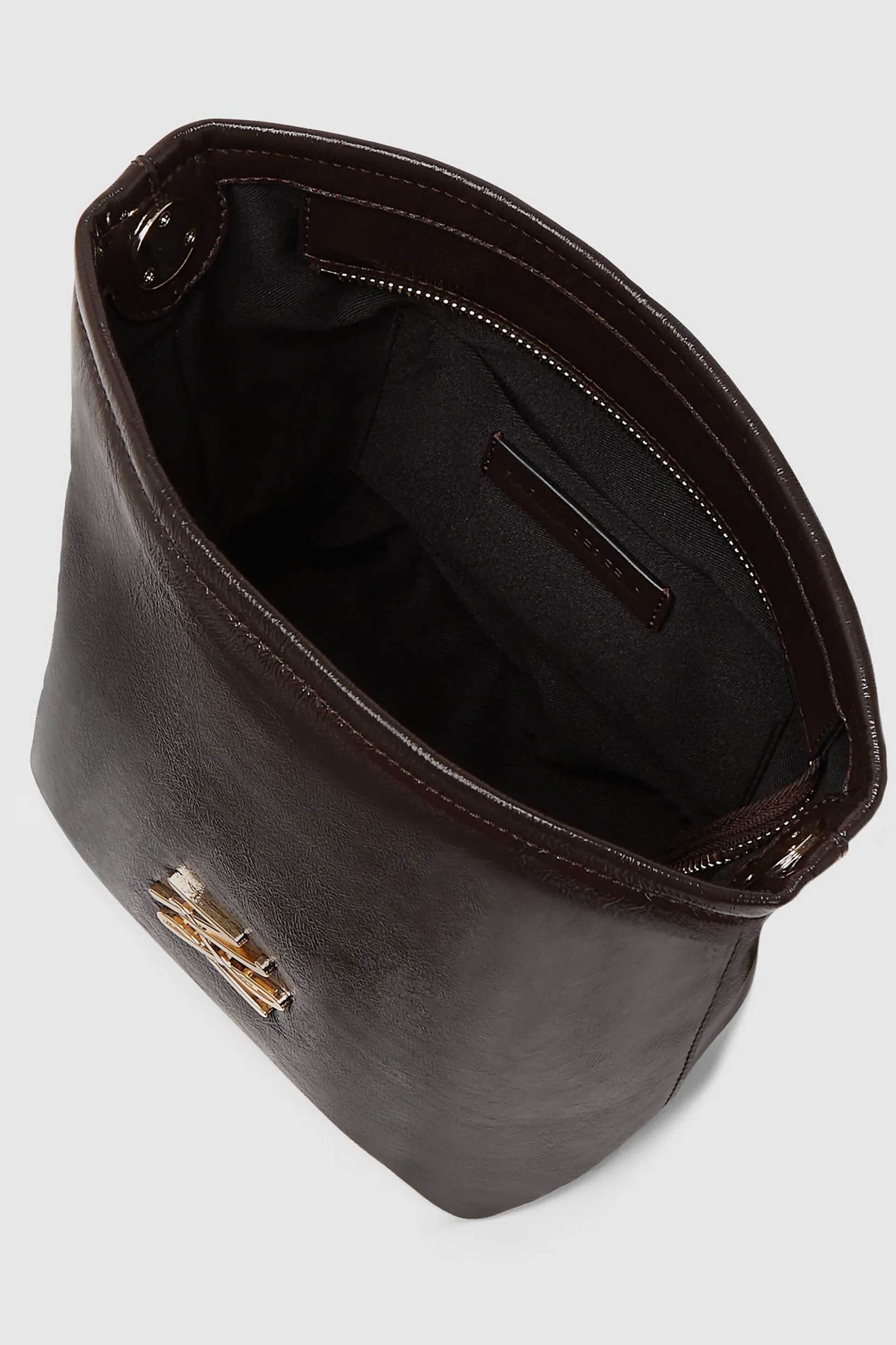 Karl Lagerfeld γυναικεία δερμάτινη τσάντα bucket "K/Autograph Small" - A4W30103 Μαύρο φωτογραφία