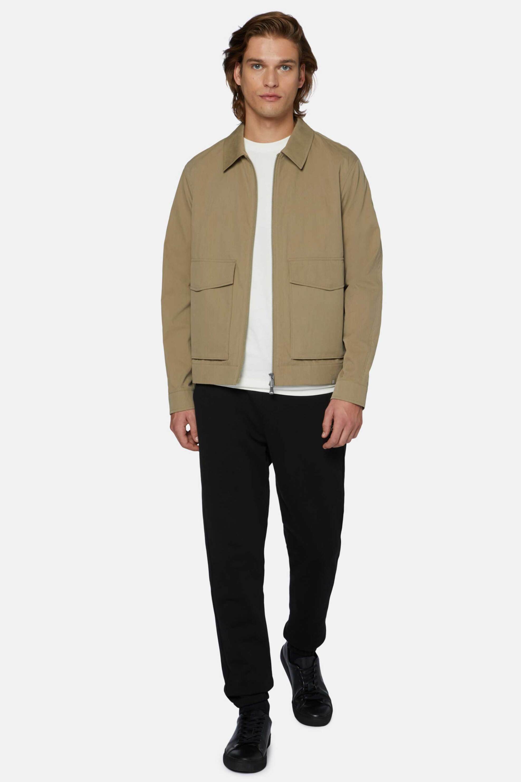 Boggi Milano ανδρικό bomber jacket μονόχρωμο με μεγάλες τσέπες Regular Fit - BO24P008401 Μπεζ φωτογραφία