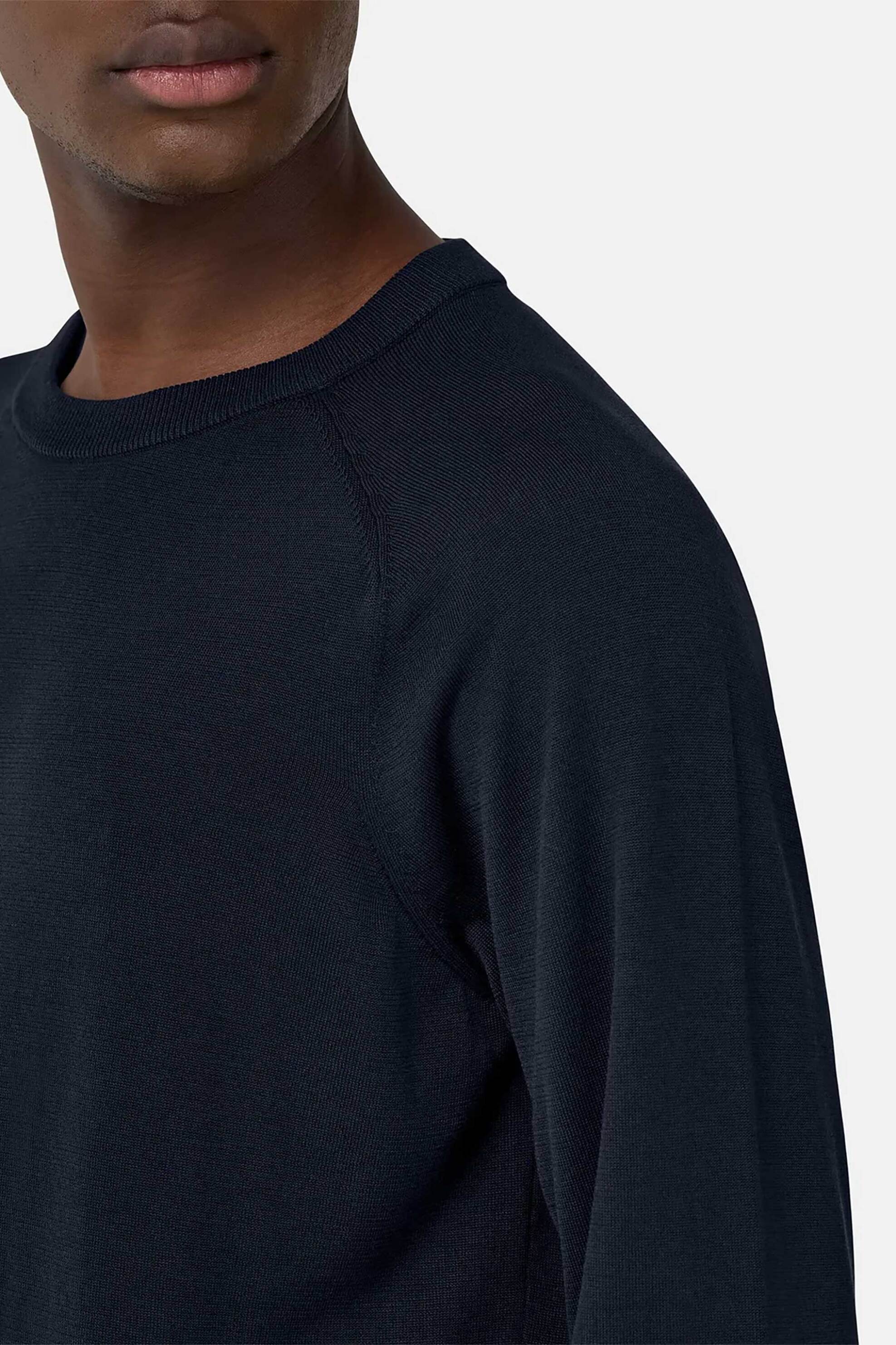 Boggi Milano ανδρική μακρυμάνικη μπλούζα μονόχρωμη Regular Fit - BO25P022202 Μπλε Σκούρο φωτογραφία