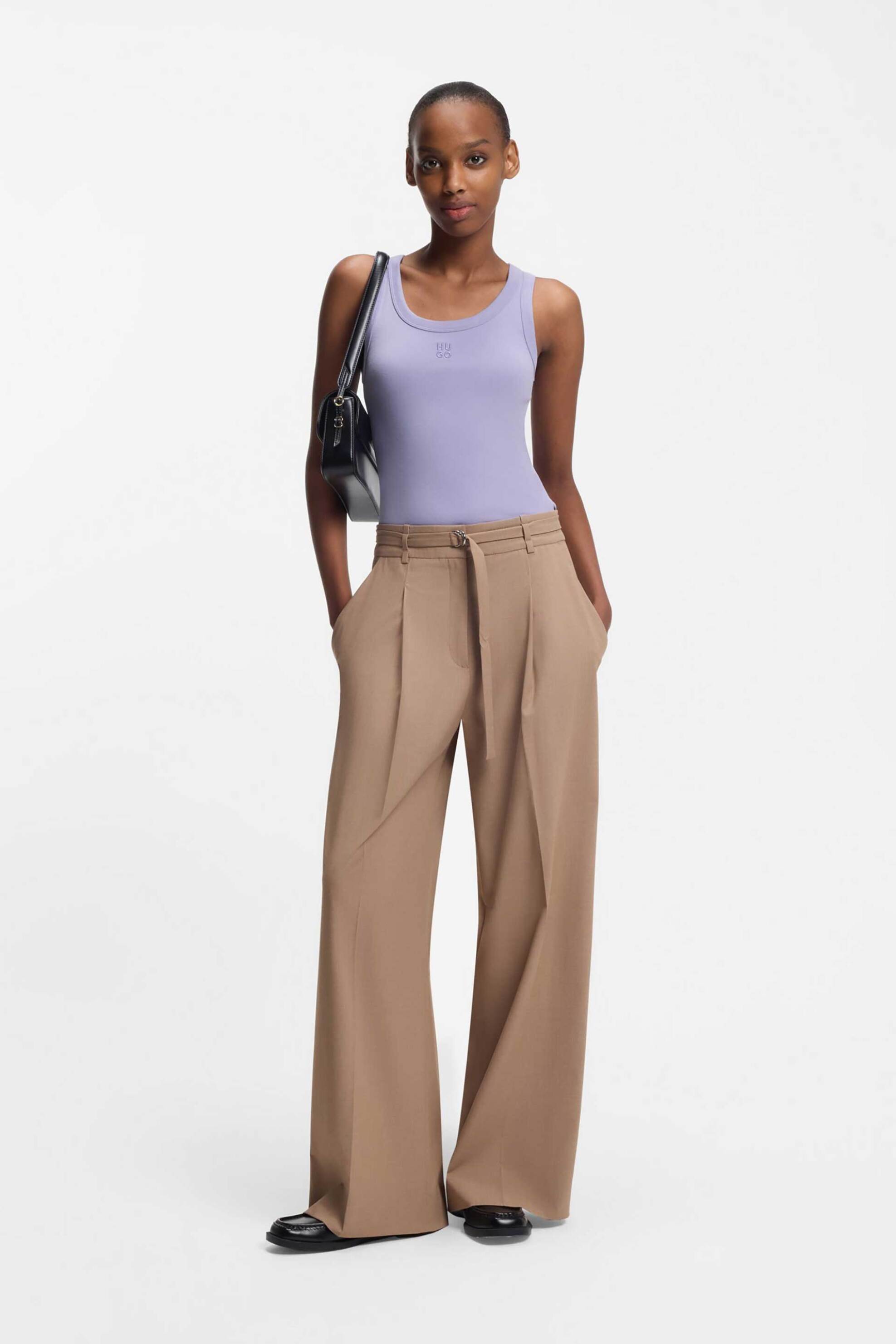 Hugo Boss γυναικείο αμάνικο τοπ μονόχρωμο με contrast logo print 
