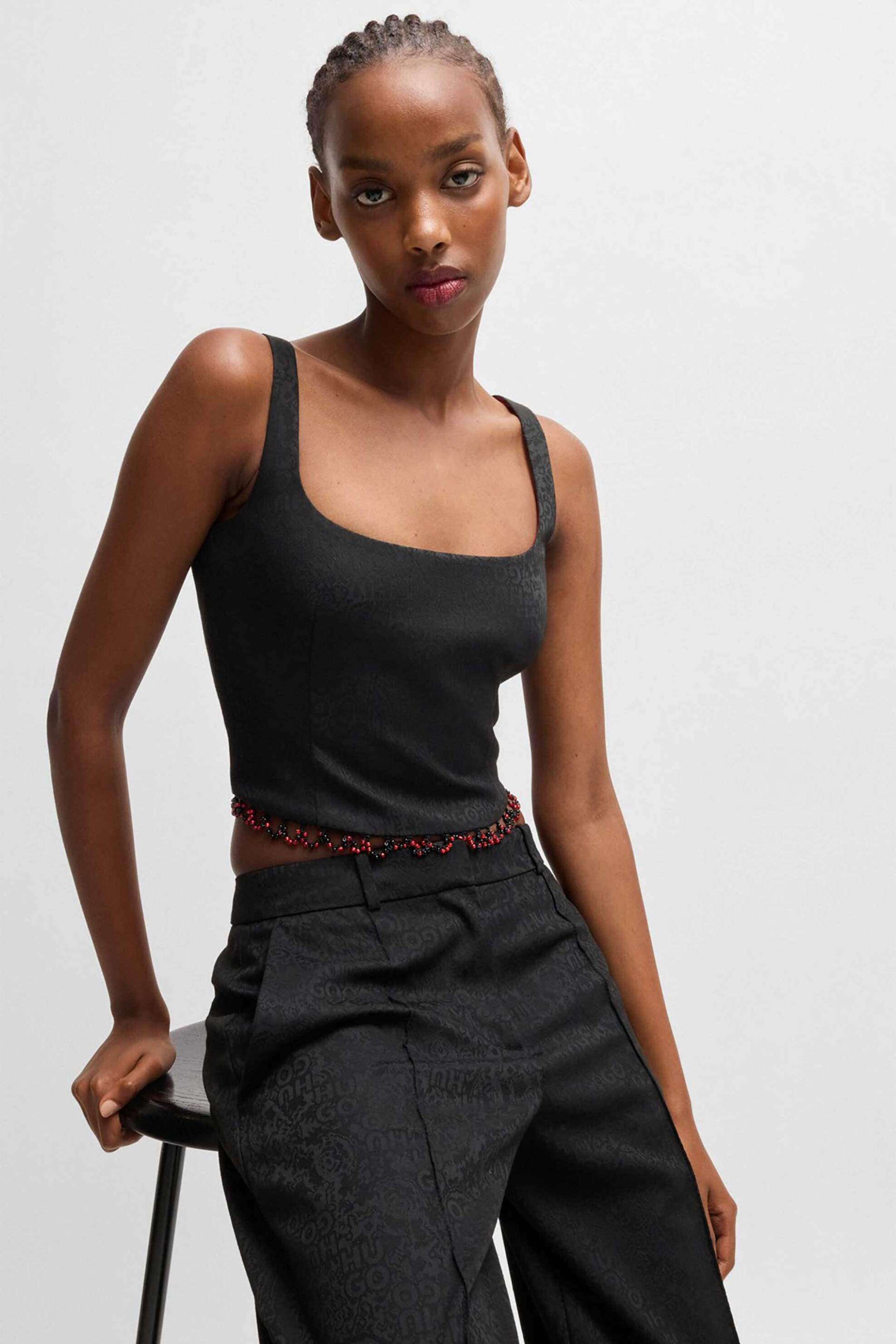 Hugo Boss γυναικείο τοπ με διακοσμητικές χάντρες "Ceylan" - 50525718 Μαύρο φωτογραφία