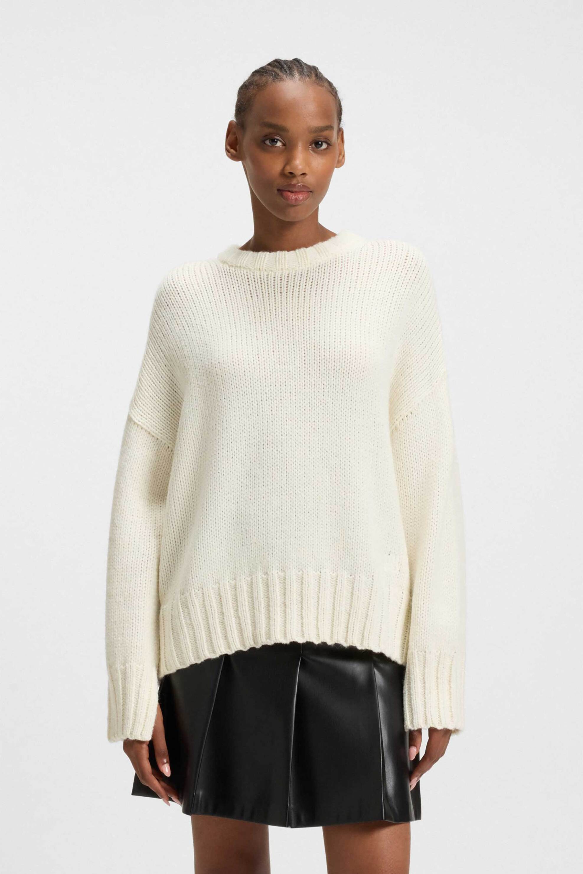 Hugo Boss γυναικείο πουλόβερ μονόχρωμο Oversized Fit "Siolino" - 50548137 Εκρού