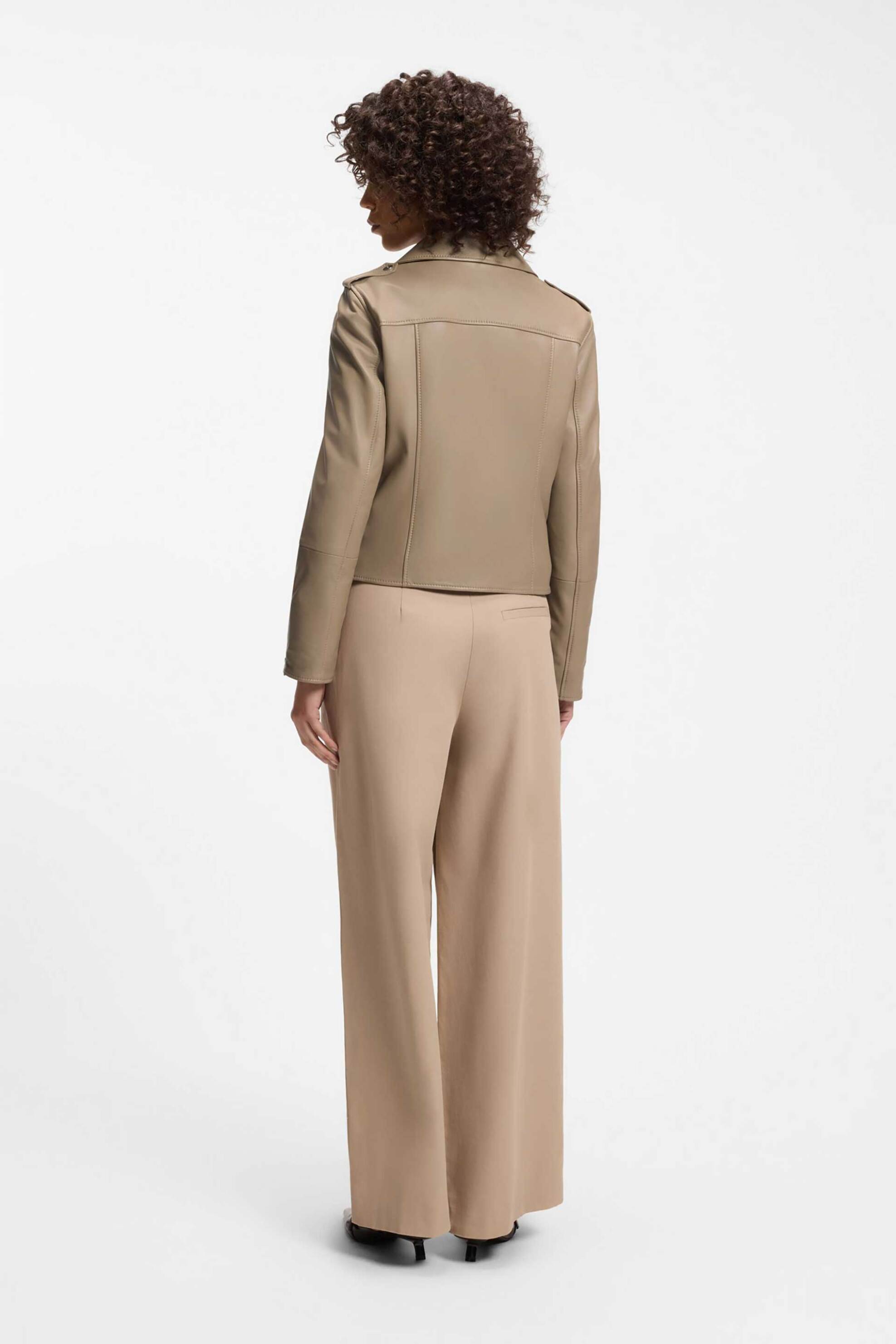 Hugo Boss γυναικείο δερμάτινο biker jacket "Lujana" - 50551255 Μπεζ φωτογραφία