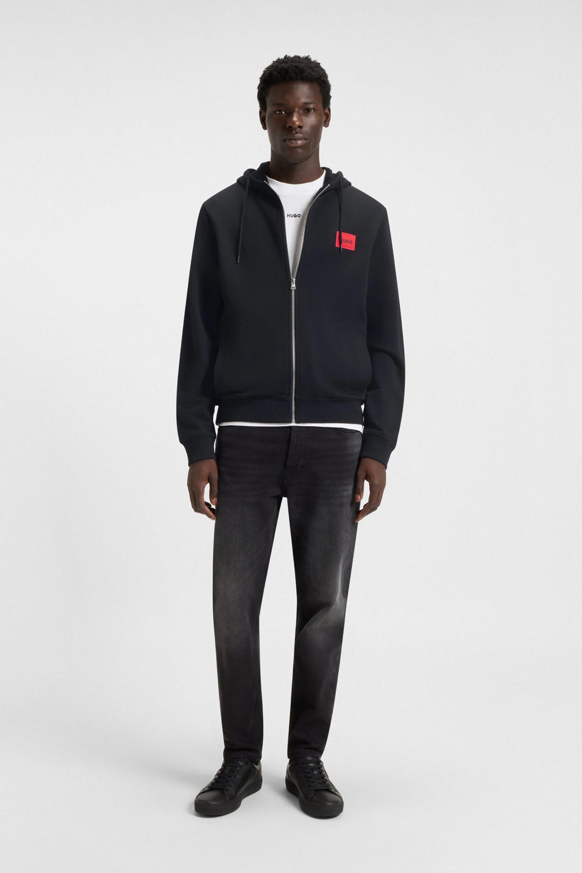 Hugo Boss ανδρική ζακέτα φούτερ με κουκούλα και contrast logo patch Regular Fit "Daple" - 50447972 Μαύρο φωτογραφία