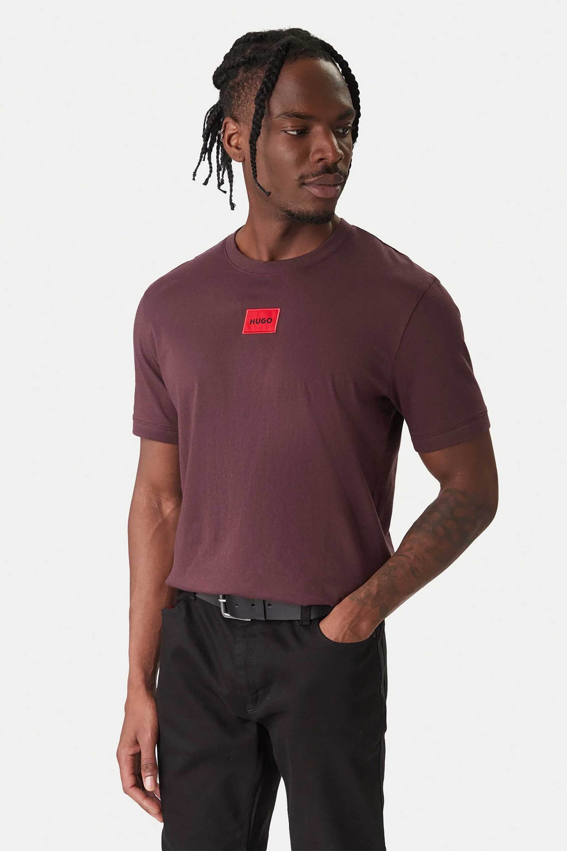 Hugo ανδρικό T-shirt με contrast logo patch Regular Fit "Diragolino" - 50447978 Μπορντό Σκούρο