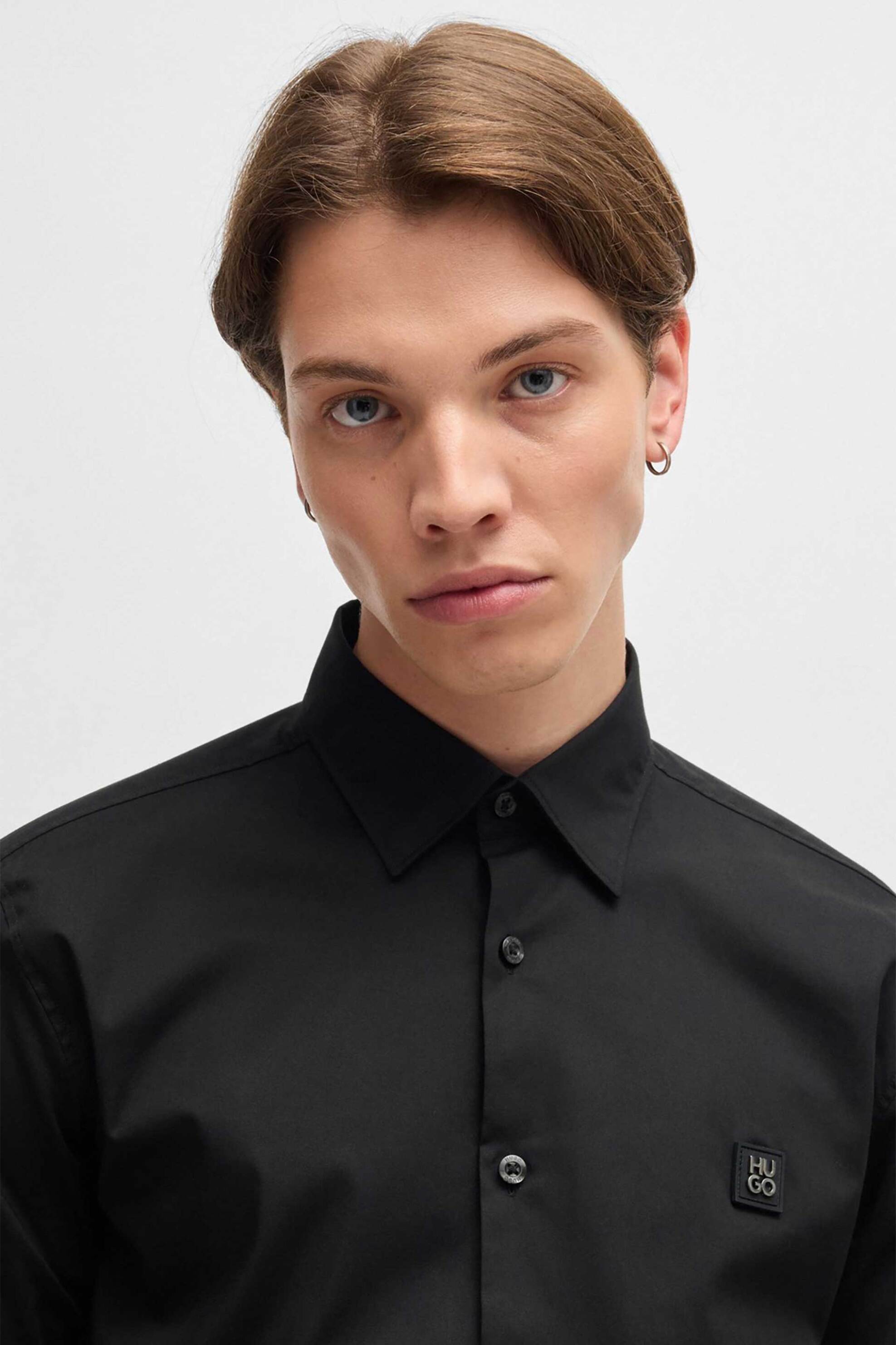 Hugo Boss ανδρικό πουκάμισο μονόχρωμο με logo patch - 50505315 Μαύρο φωτογραφία