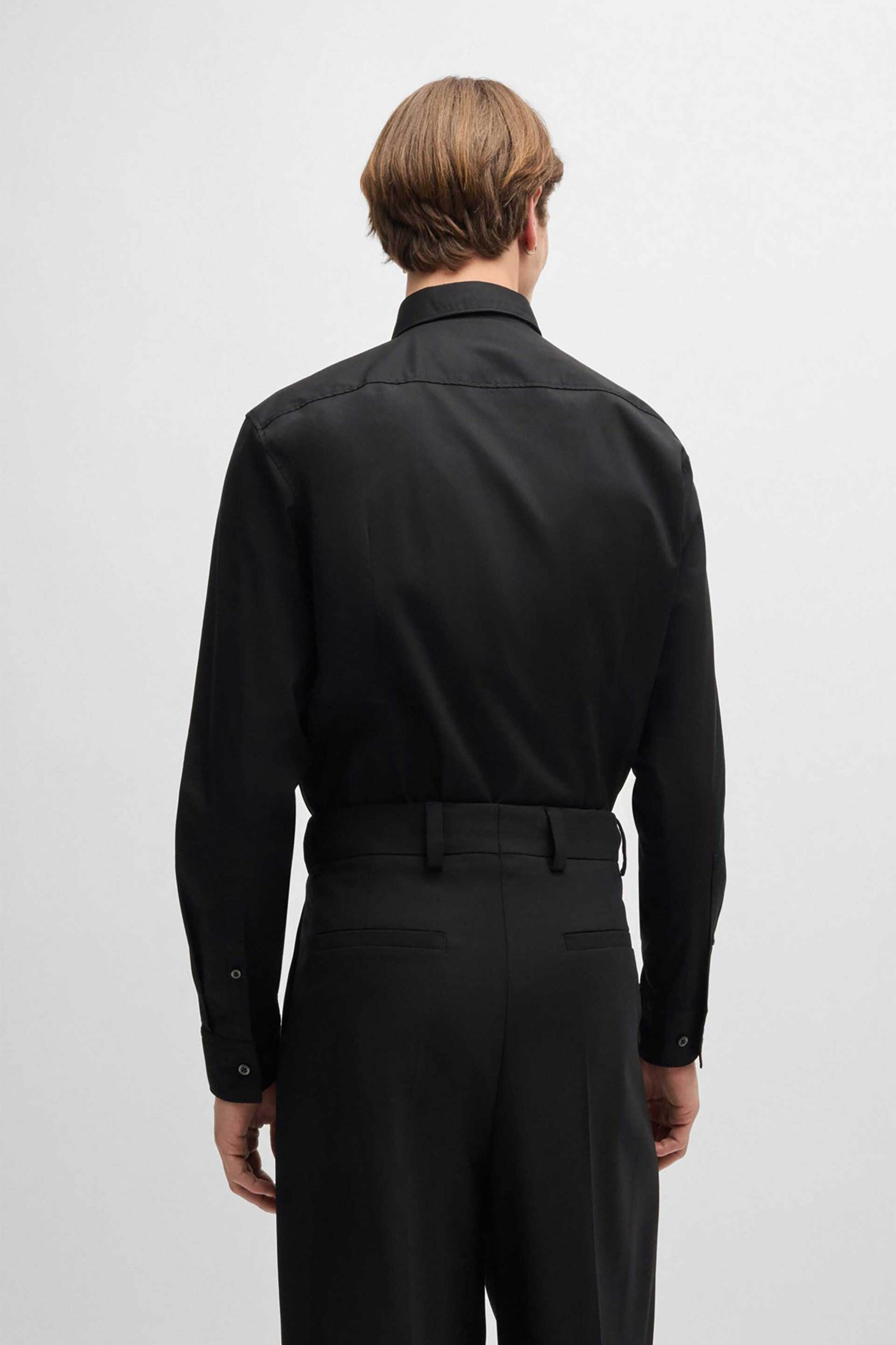 Hugo Boss ανδρικό πουκάμισο μονόχρωμο με logo patch - 50505315 Μαύρο φωτογραφία