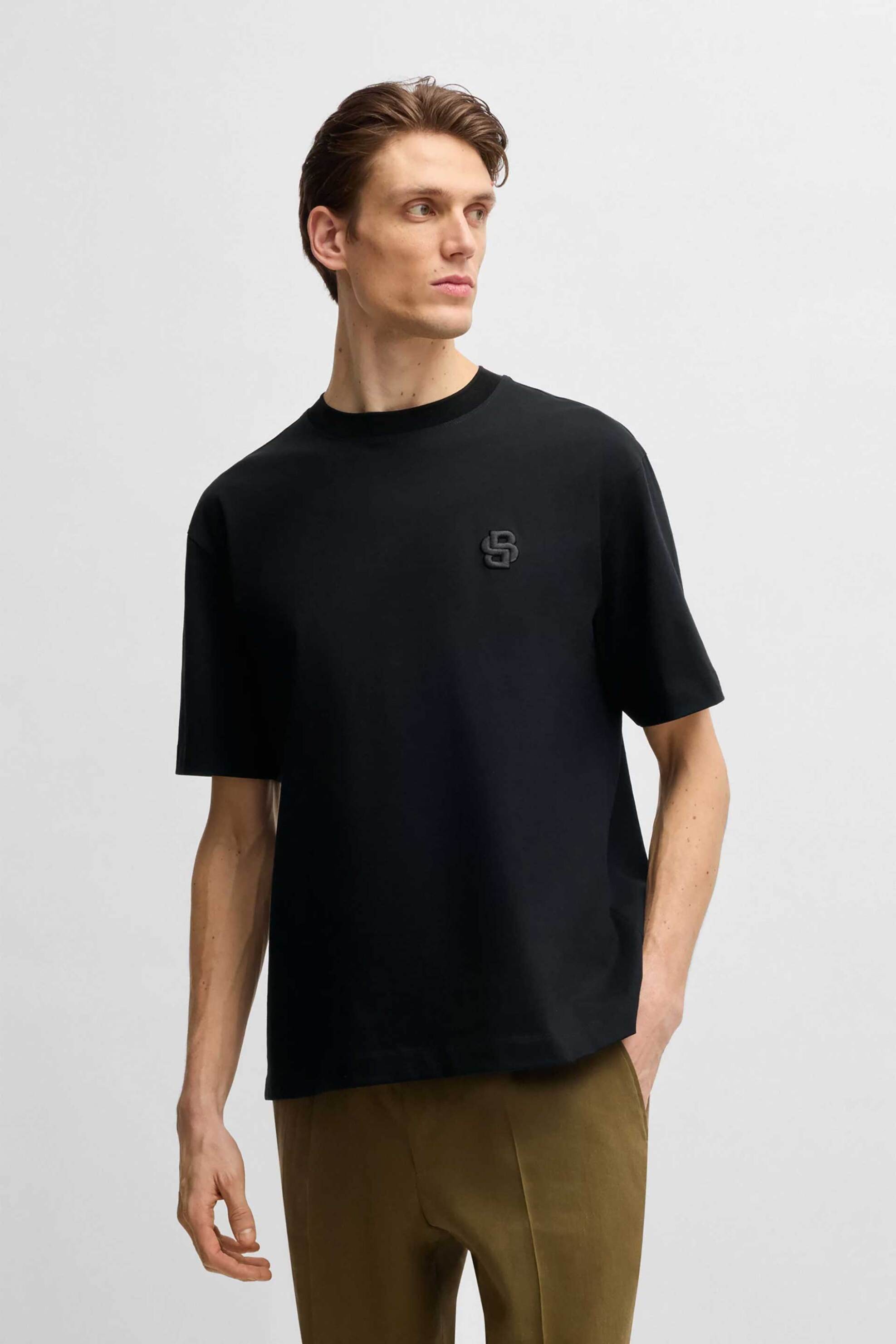 Hugo Boss ανδρικό T-shirt μονόχρωμο με ανάγλυφο λογότυπο Relaxed Fit "Sastone" - 50533346 Μαύρο