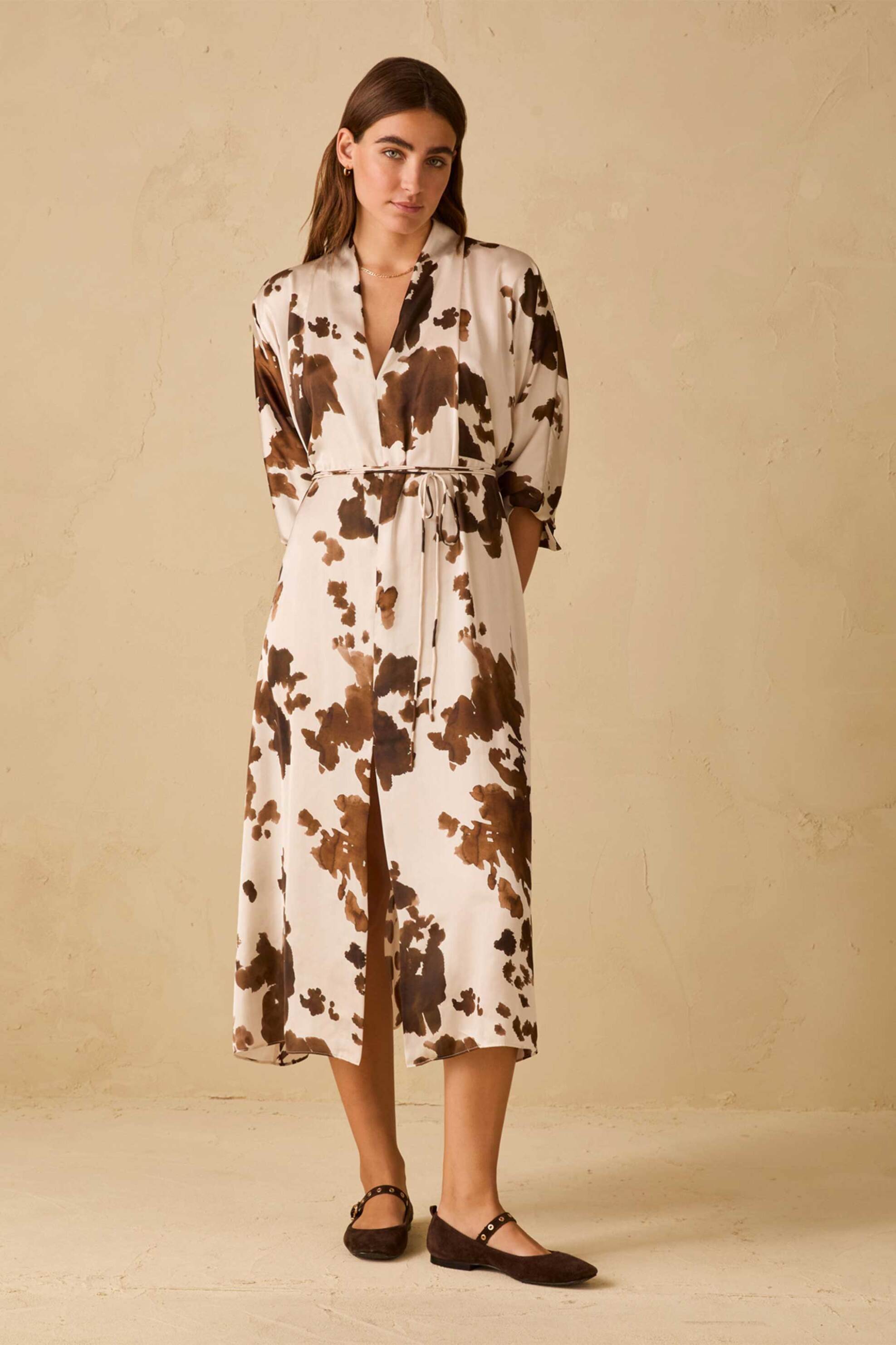 Pennyblack γυναικείο φόρεμα midi με cow print "Pbbboario" - 2611221163200 Εκρού