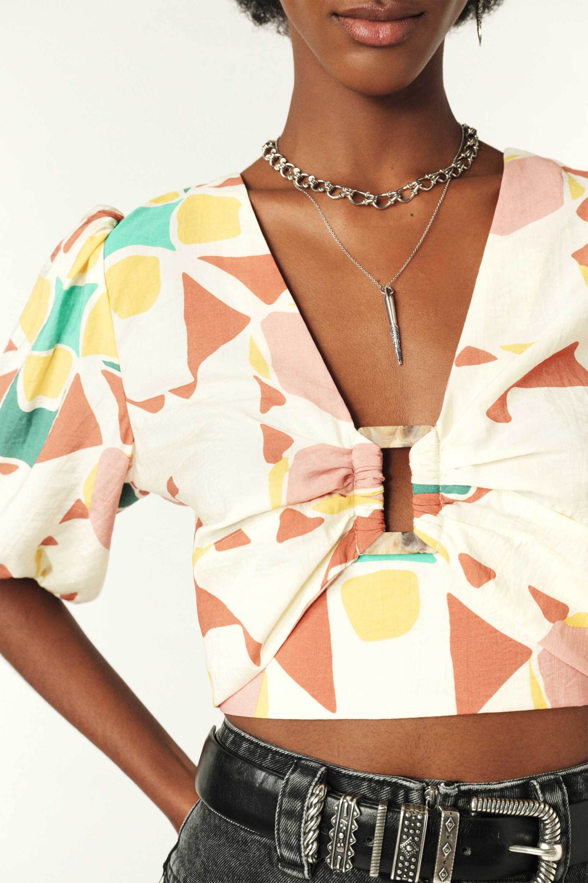 ba&sh γυναικείο τοπ cropped με all-over πολύχρωμα γεωμετρικά patterns και διακοσμητικό κρίκο "Aymar" - 1E24AYMA Εκρού φωτογραφία