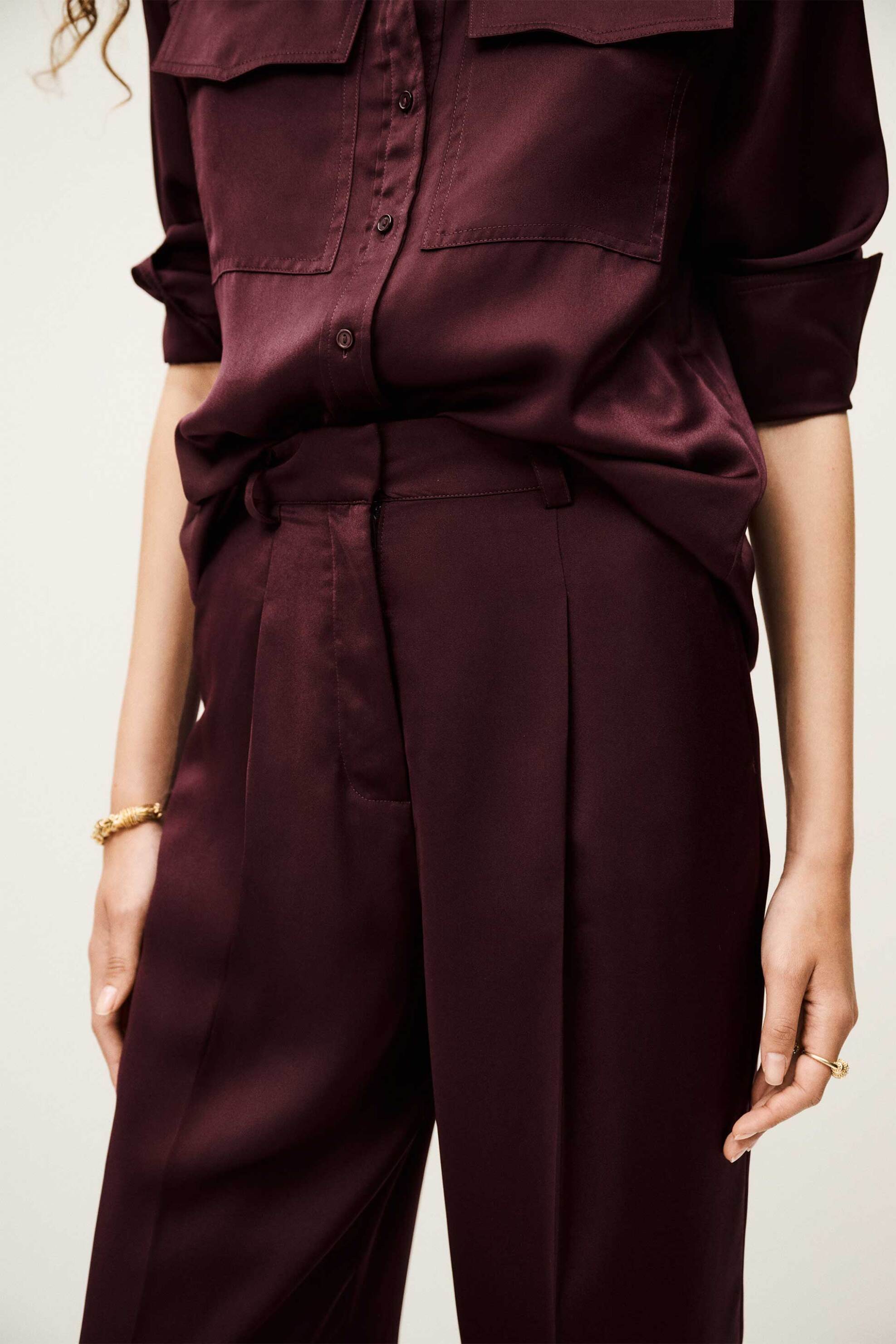 ba&sh γυναικείο παντελόνι σατέν με πιέτες oversized "Charly" - 1H25CHAR Μπορντό φωτογραφία