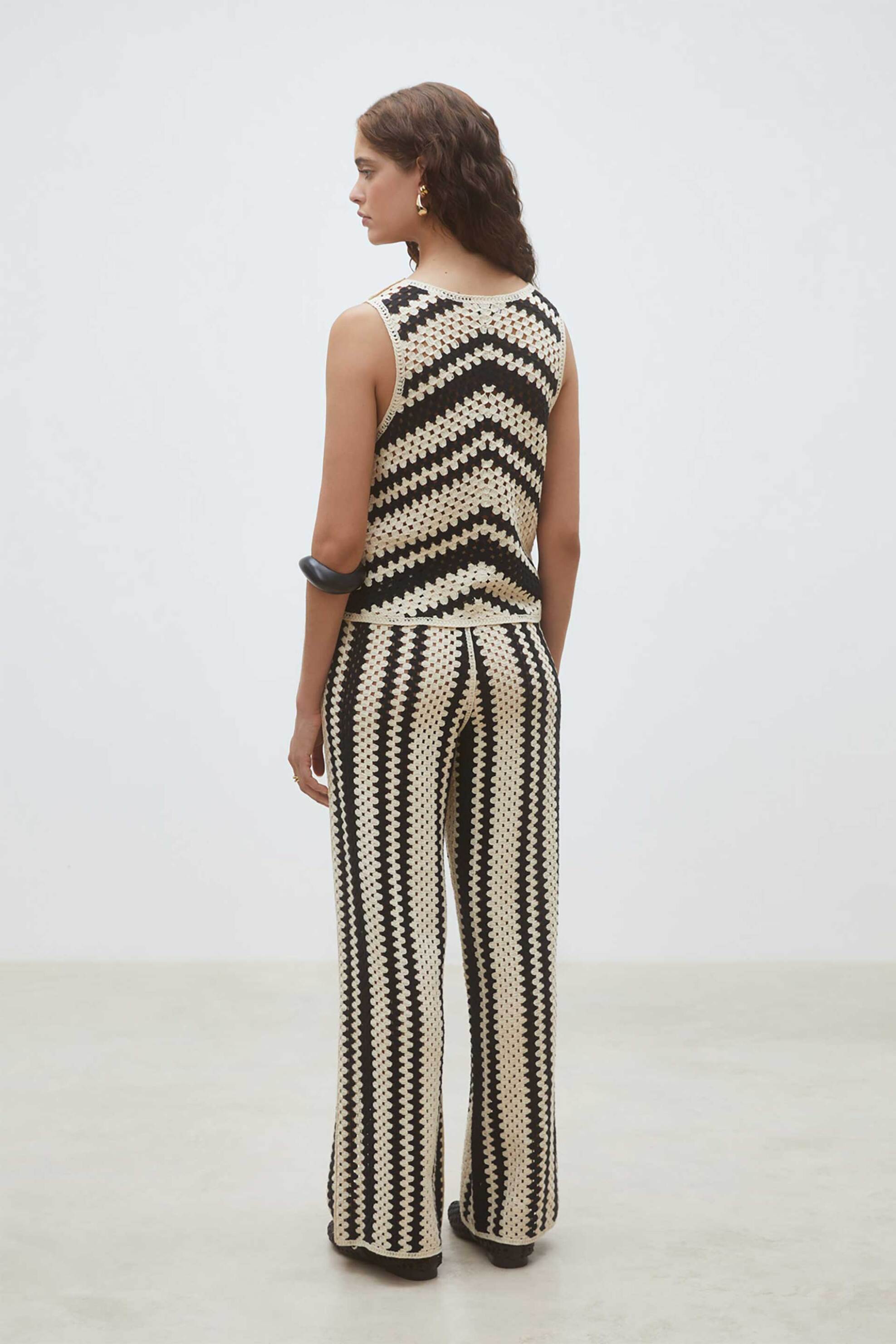 Suncoo Paris πλεκτό τοπ αμάνικο "Pissaro" - M01075E26 Λευκό φωτογραφία