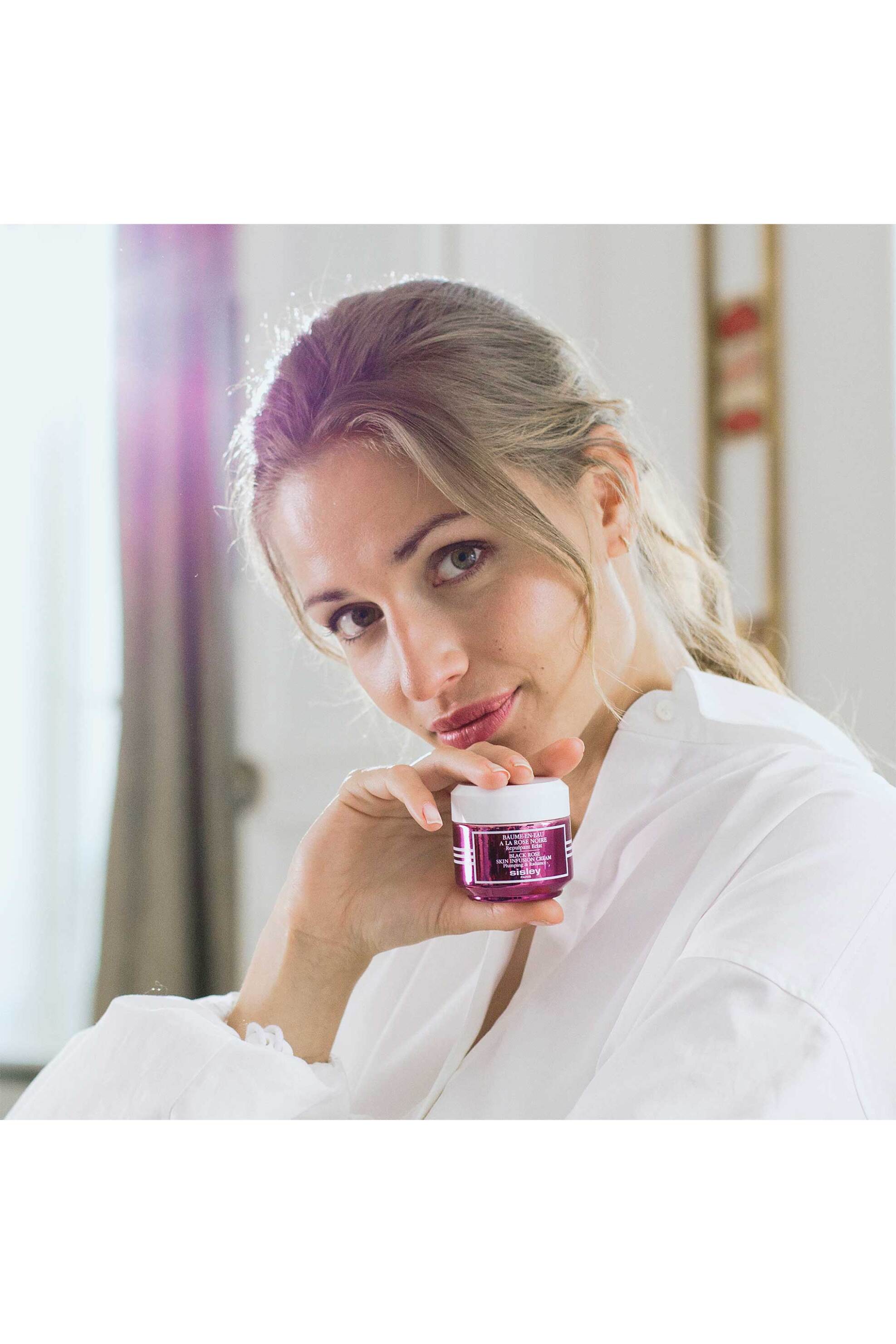 Sisley Black Rose Skin Infusion Cream 50 ml - 132050 φωτογραφία