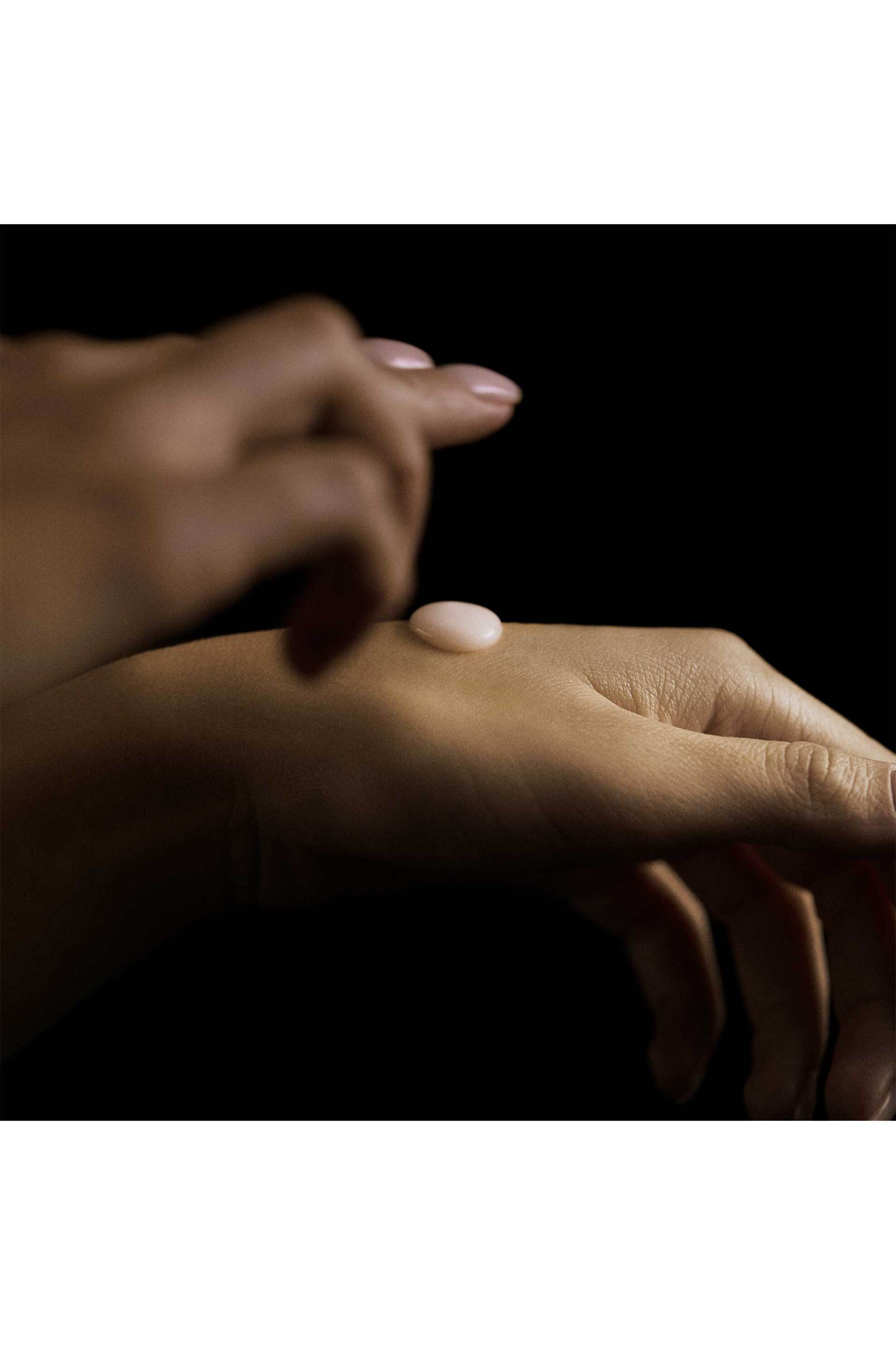 Sisley Supremÿa At Night The Supreme Anti-Aging Skin Care Lotion 140 ml - 154070 φωτογραφία