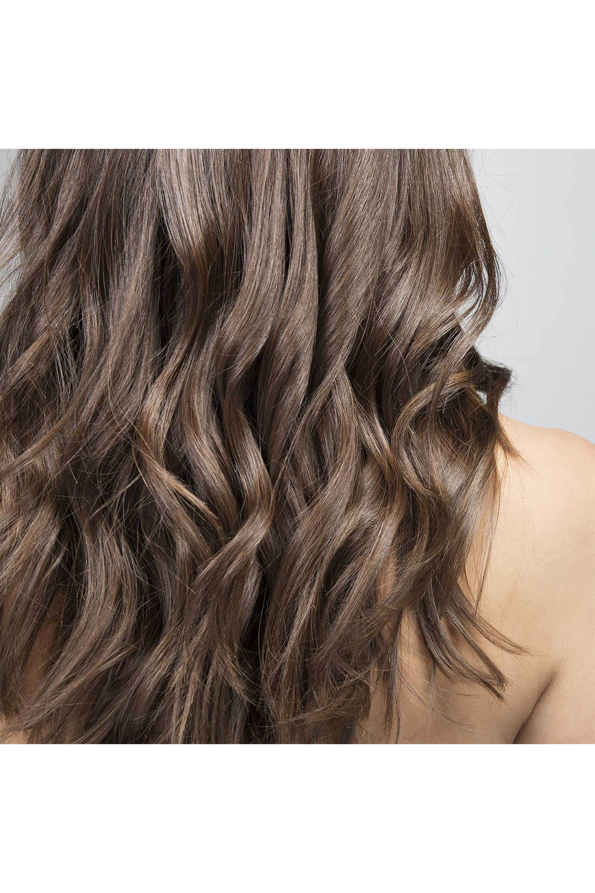 Hair Rituel by Sisley Revitalizing Smoothing Shampoo With Macadamia Oil 200 ml - 169230 φωτογραφία