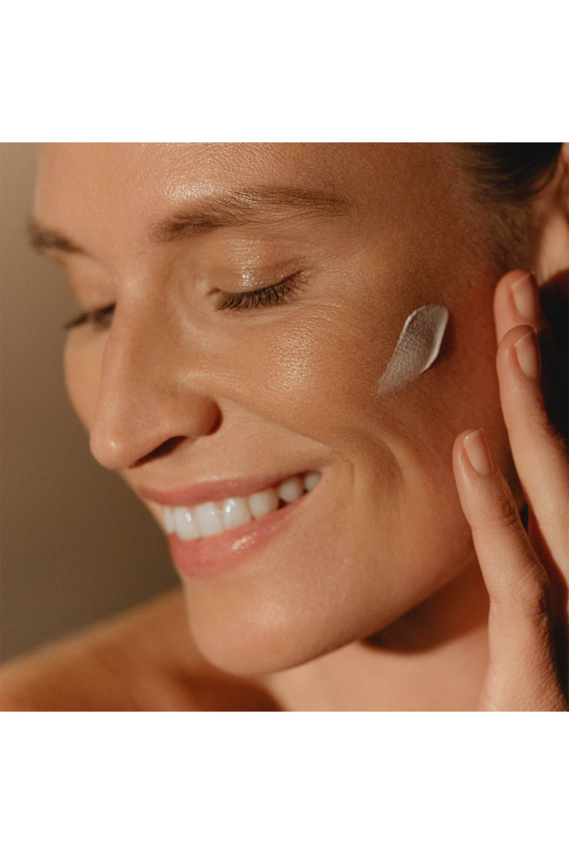 Sisley Sunleÿa Anti-Aging Sun Care SPF30 50 ml - 168376 φωτογραφία