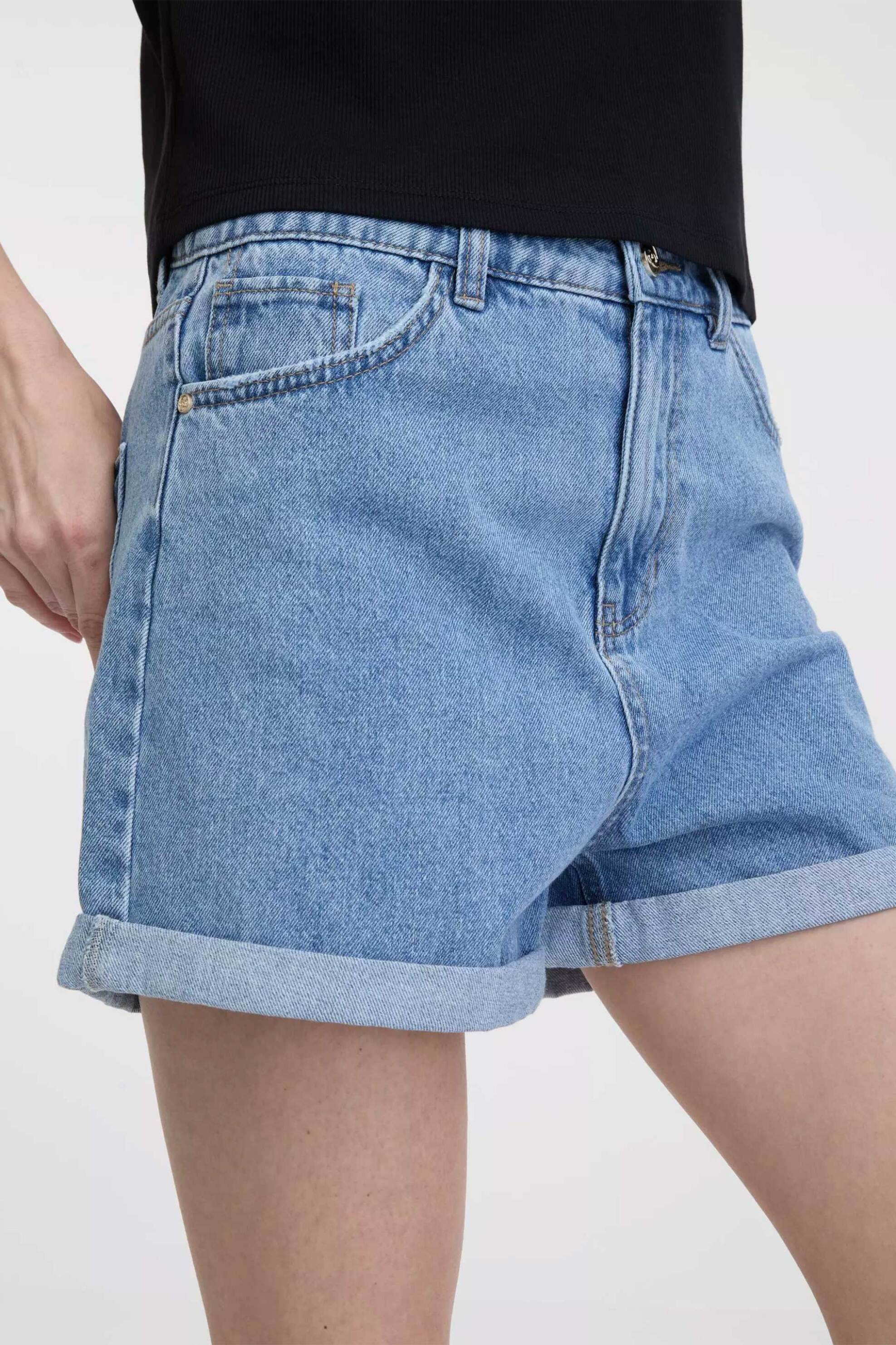 Orsay γυναικείο σορτς denim με ρεβέρ στο τελείωμα - 1000687-D00-0128 φωτογραφία