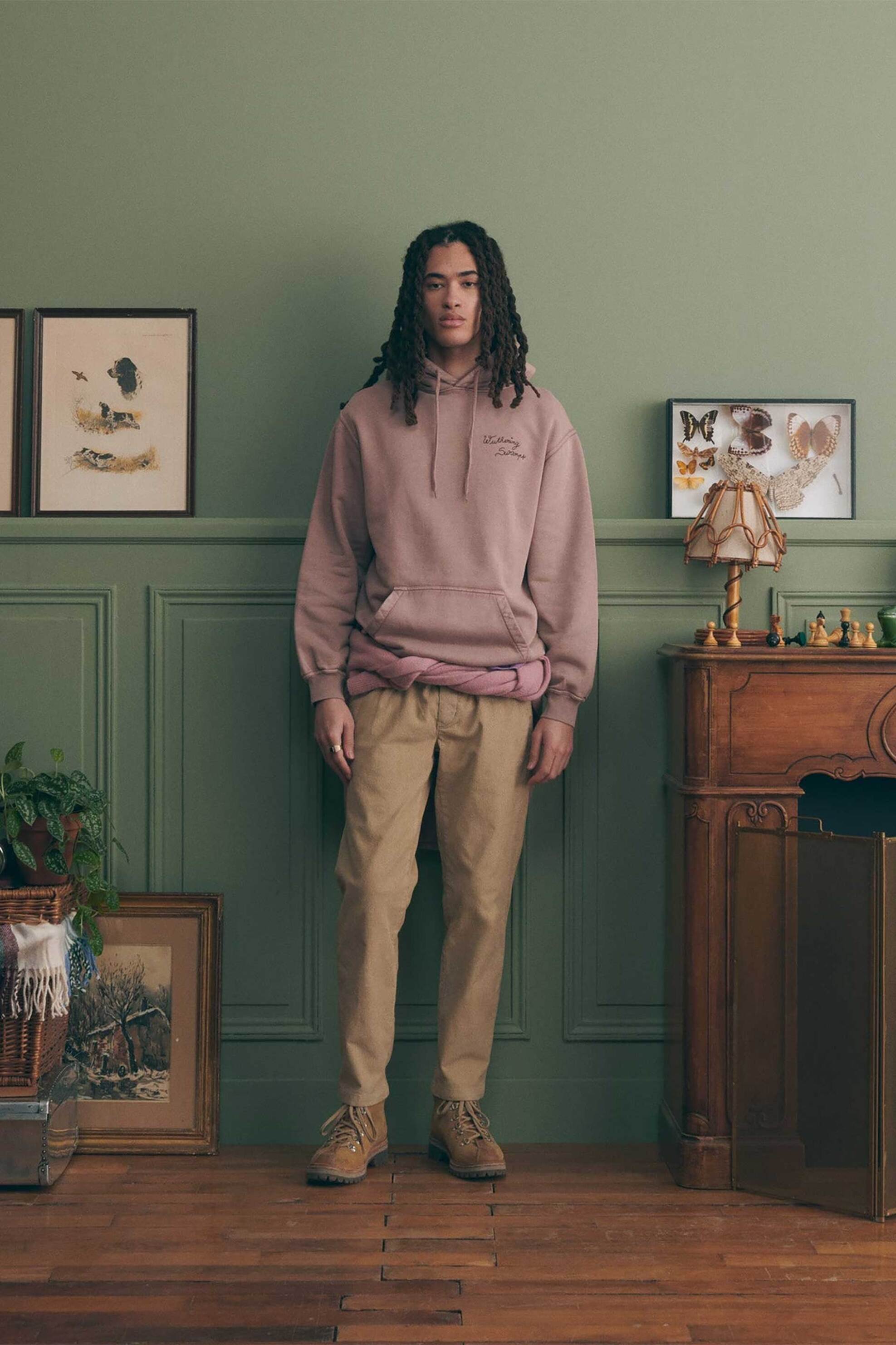 Maison Labiche ανδρική μπλούζα φούτερ με lettering και print "Wuthering Swamps" - YMREAUMURSWAMPS Σάπιο Μήλο φωτογραφία