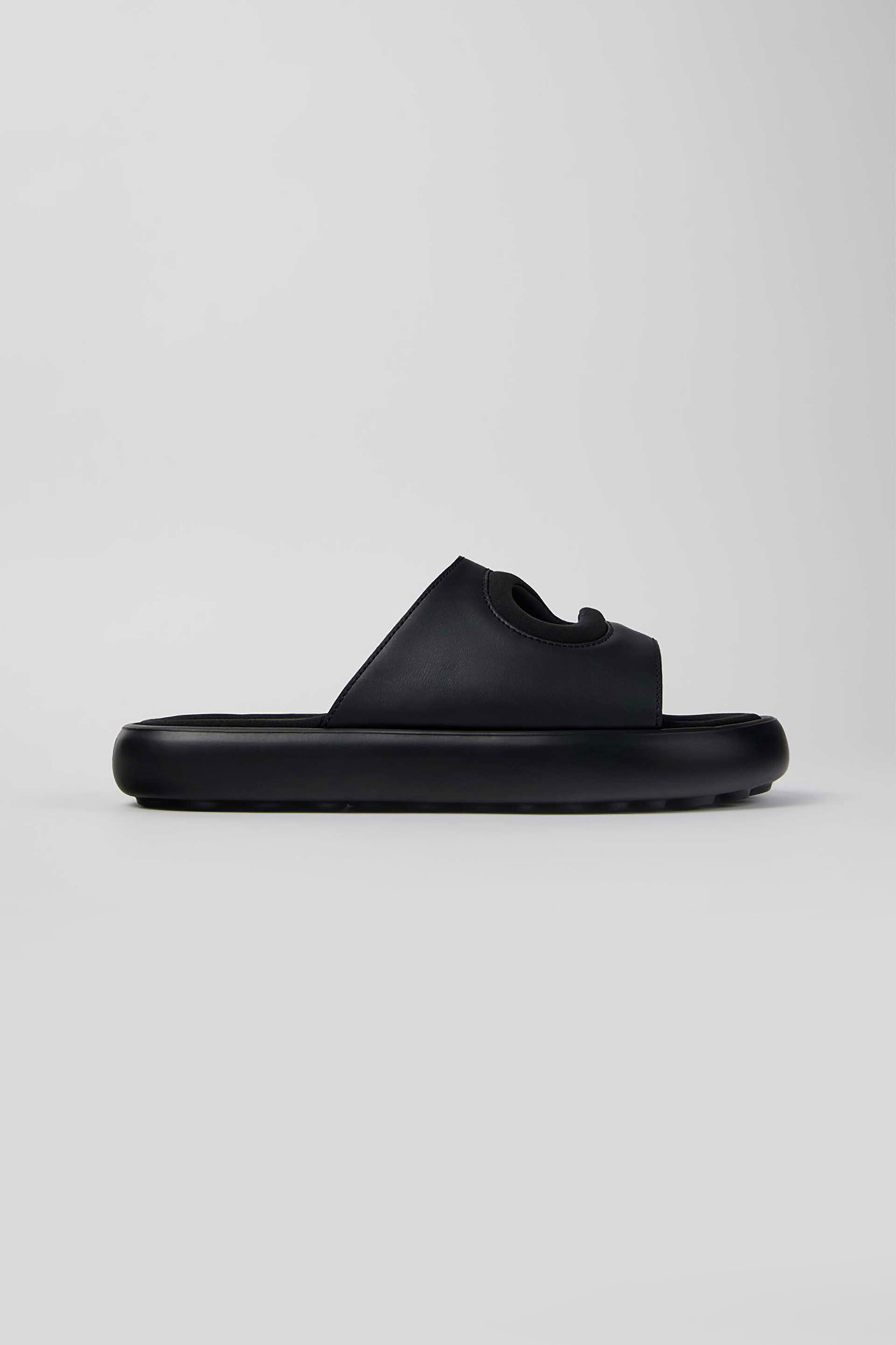 Camper ανδρικές παντόφλες "Twins" - K100939-001 Μαύρο φωτογραφία