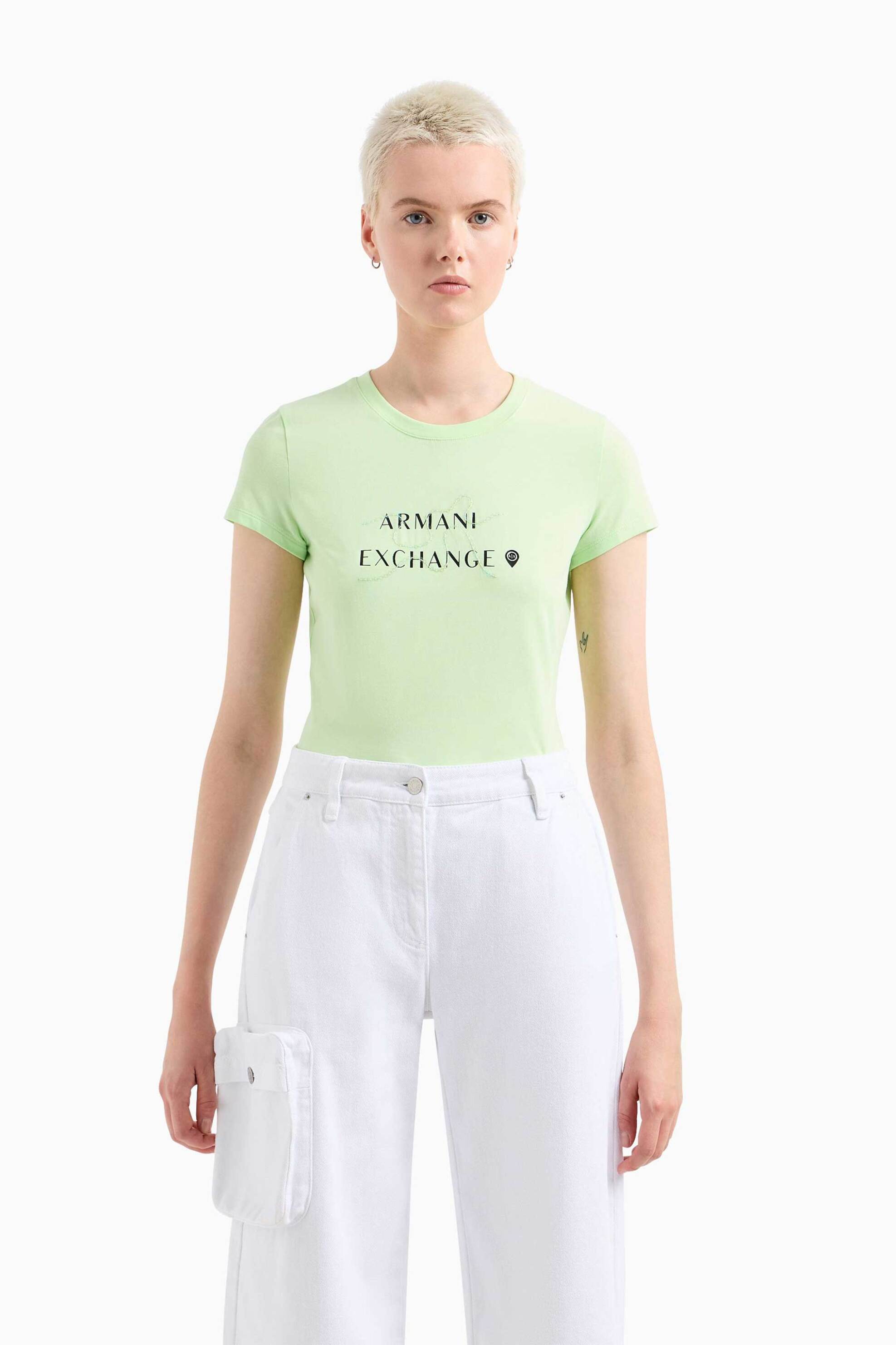 Γυναικεία Ρούχα & Αξεσουάρ > Γυναικεία Ρούχα > Γυναικεία Τοπ > Γυναικεία T-Shirts Armani Exchange γυναικείο T-shirt μονόχρωμο με contrast logo print και ανάγλυφη λεπτομέρεια - 3DYT18YJETZ Πράσινο Ανοιχτό