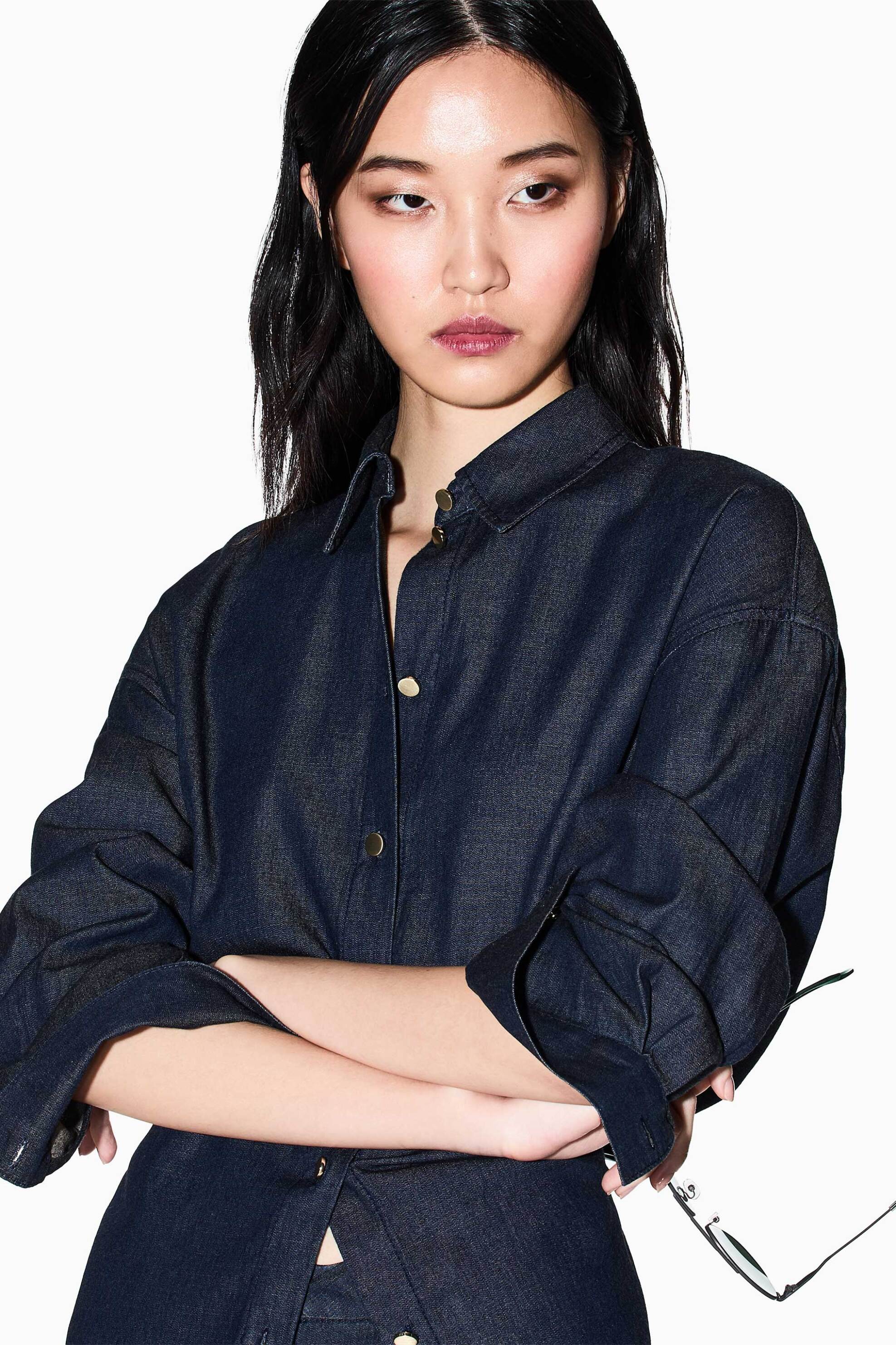 Armani Exchange γυναικείο denim πουκάμισο με ασύμμετρο τελείωμα - XW002258AF21337 Denim Blue Σκούρο
