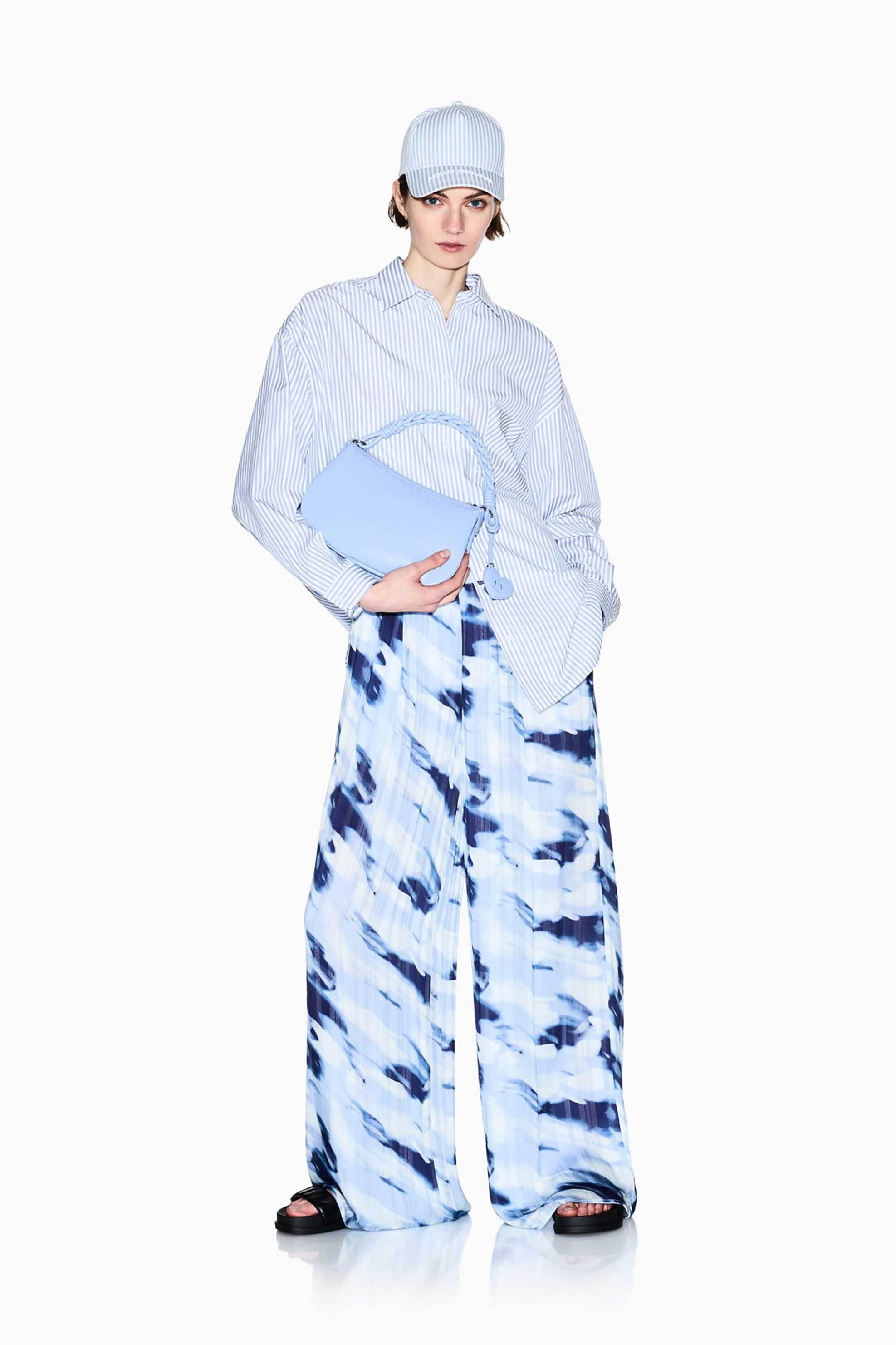 Armani Exchange γυναικείο παντελόνι με all-over print Palazzo Fit - XW001752AF21550 Μπλε