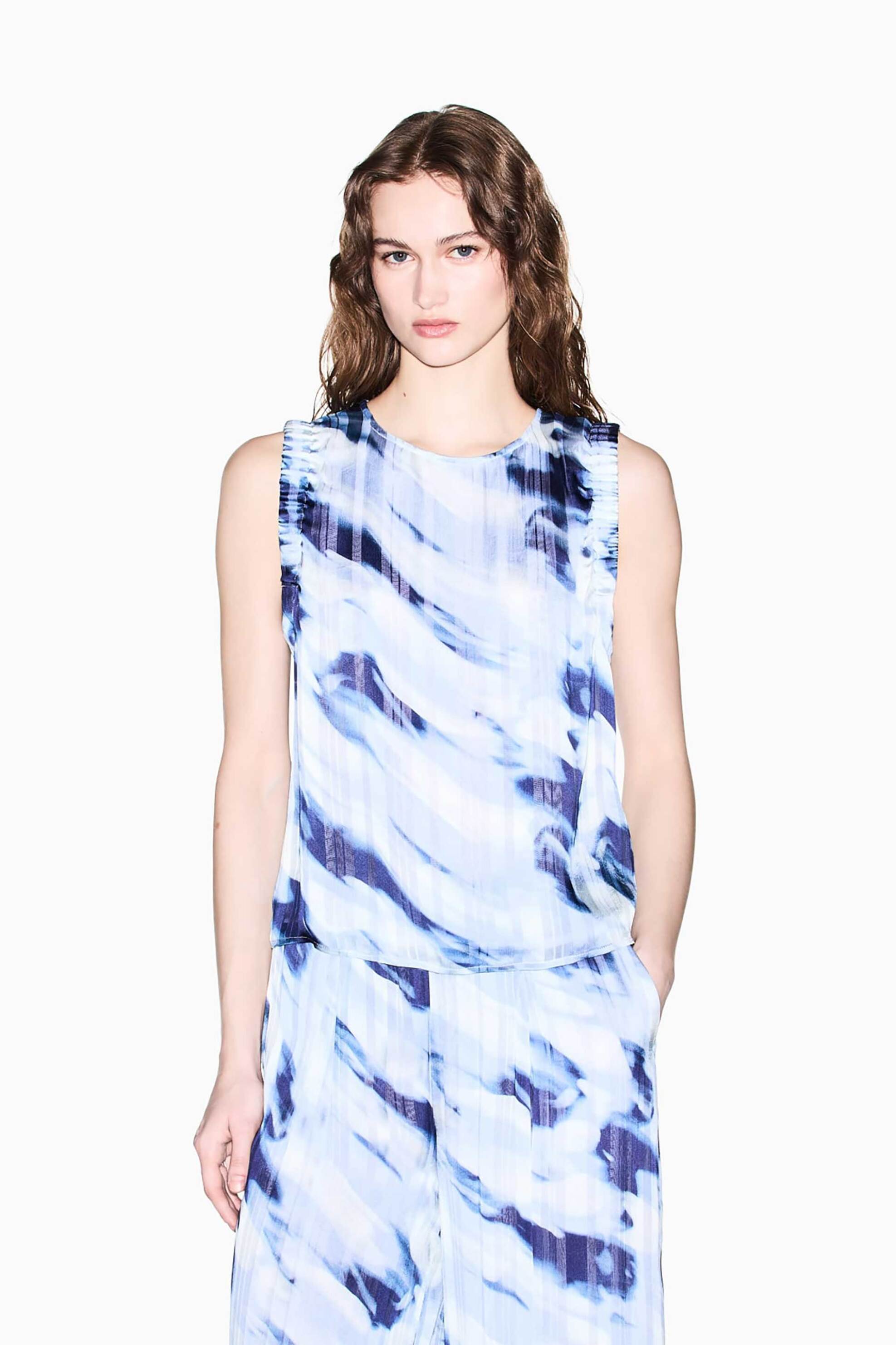 Armani Exchange γυναικείο αμάνικο τοπ με all-over print - XW002027AF21550 Μπλε