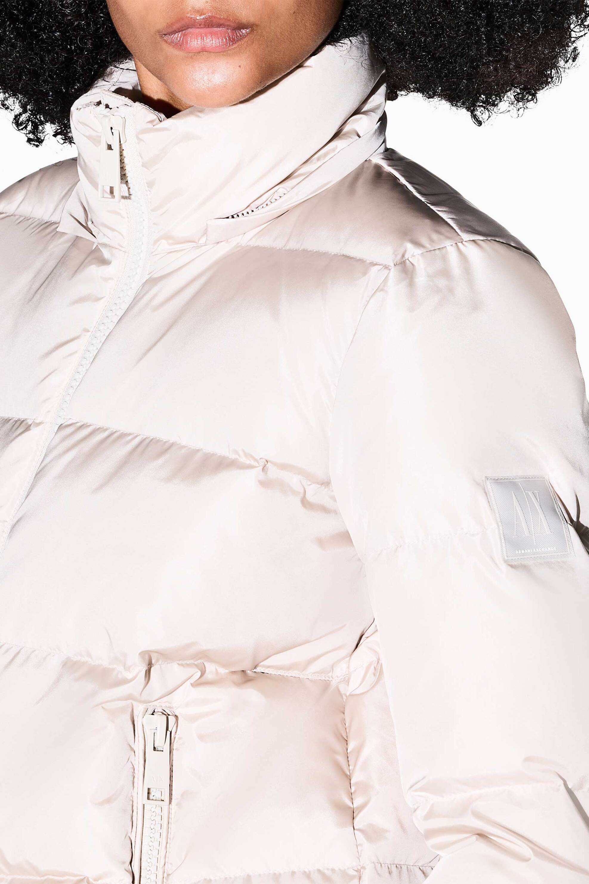 Armani Exchange γυναικείο μπουφάν με αποσπώμενη κουκούλα και logo patch - XW000228AF12286 Μπεζ
