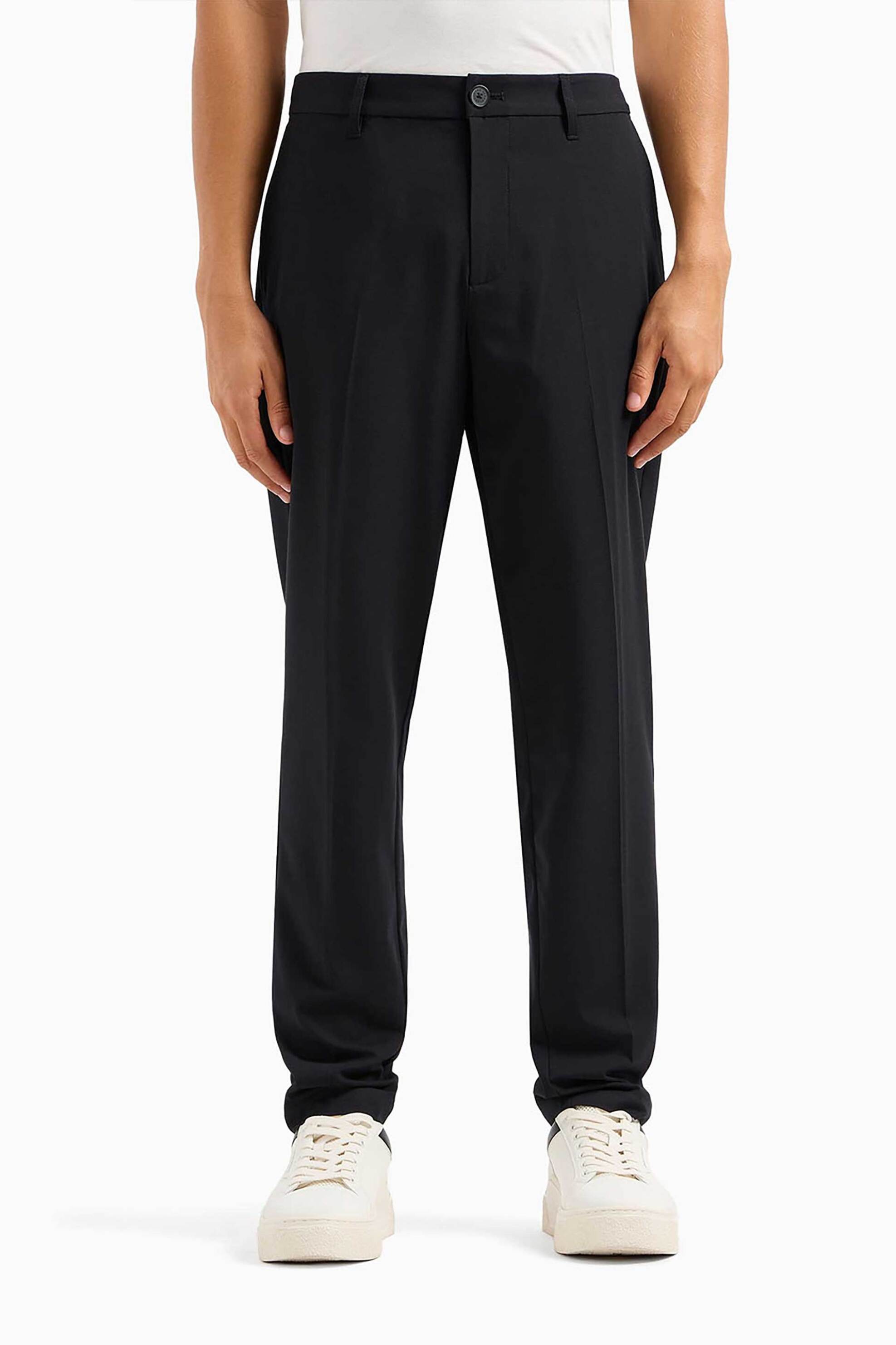ARMANI EXCHANGE Armani Exchange ανδρικό παντελόνι μονόχρωμο με πιέτες και λογότυπο Tapered Fit - XM000132AF10897 Μαύρο