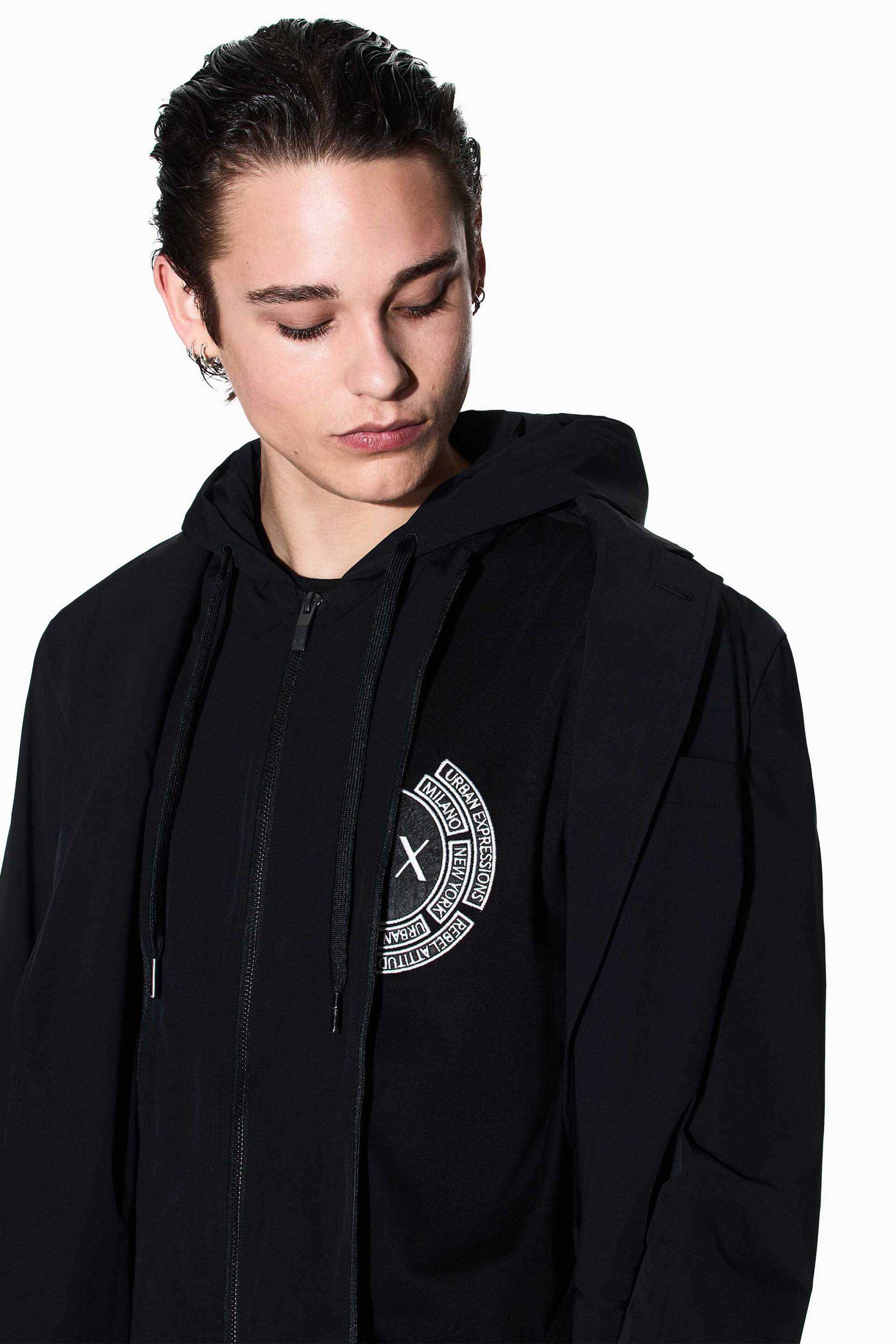 Armani Exchange ανδρικό jacket με κουκούλα και εσωτερική επένδυση με φερμουάρ - XM000212AF10357 Μαύρο φωτογραφία