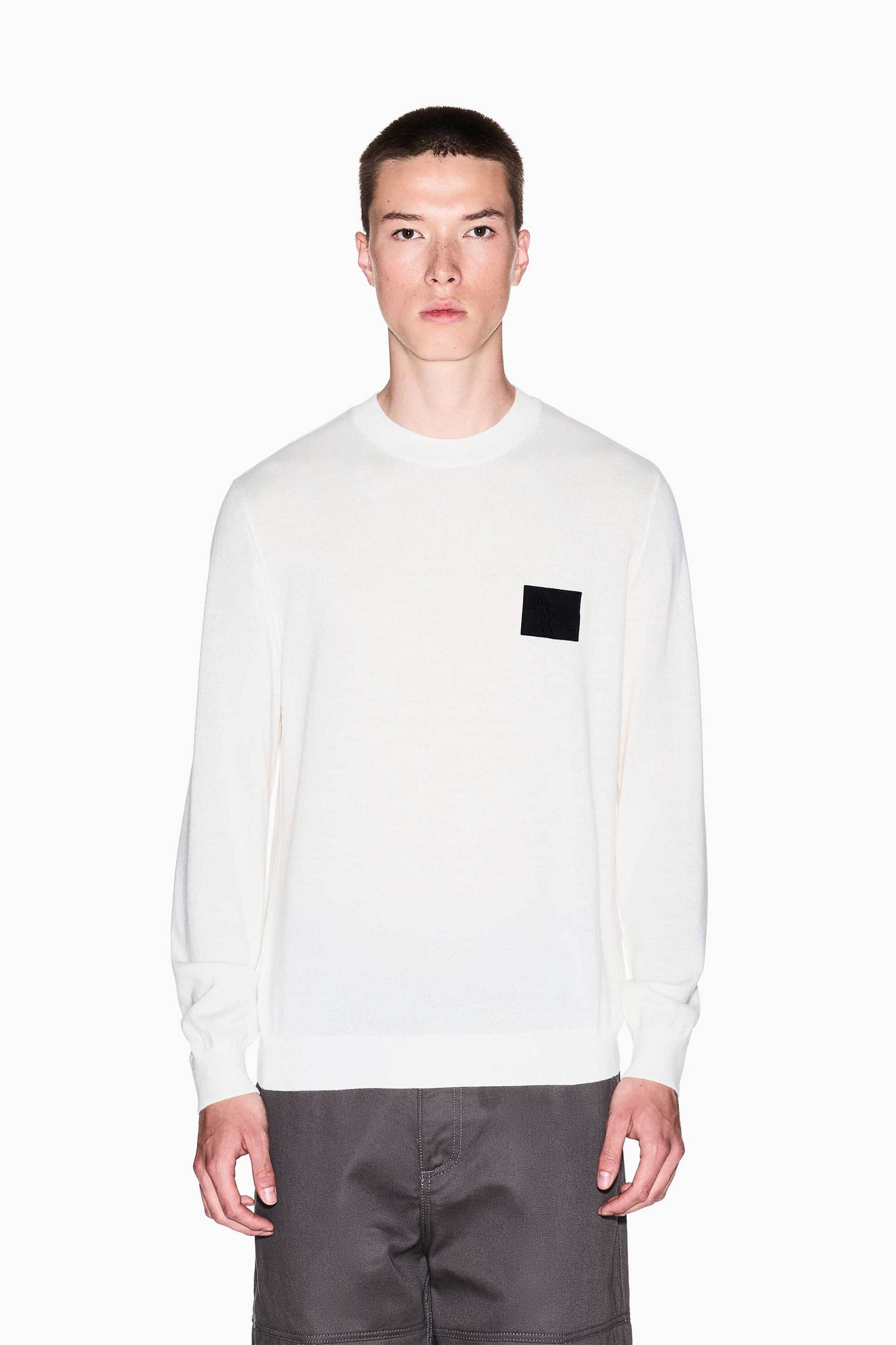 Armani Exchange ανδρικό πουλόβερ με contrast patch με λογότυπο Regular Fit - XM001329AF11982 Λευκό
