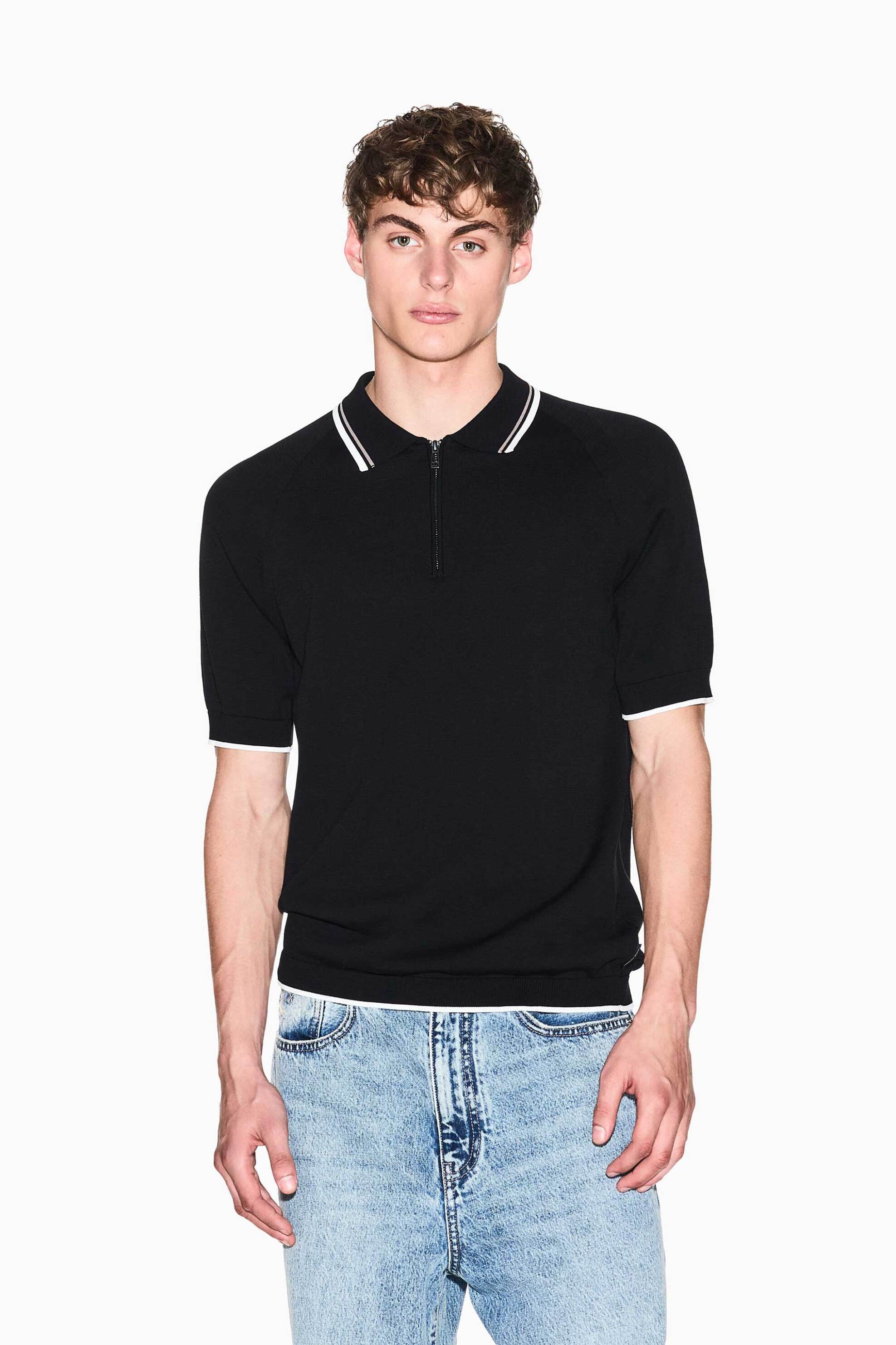 Armani Exchange ανδρική πλεκτή μπλούζα πόλο με φερμουάρ Regular Fit - XM001977AF20139 Μαύρο