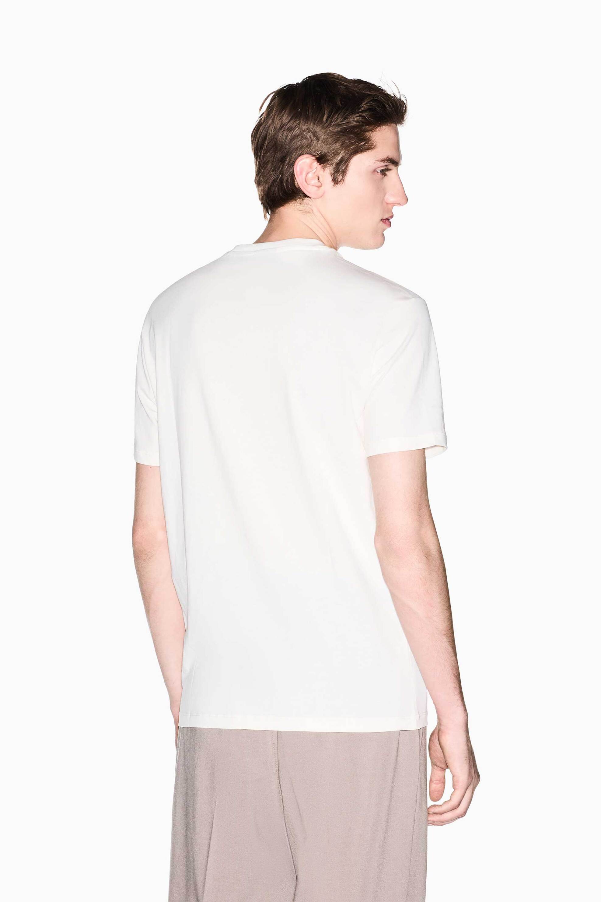 Armani Exchange Ανδρικό T-Shirt με Logo Patch Slim Fit - Xm002471Af10356 Κρέμ