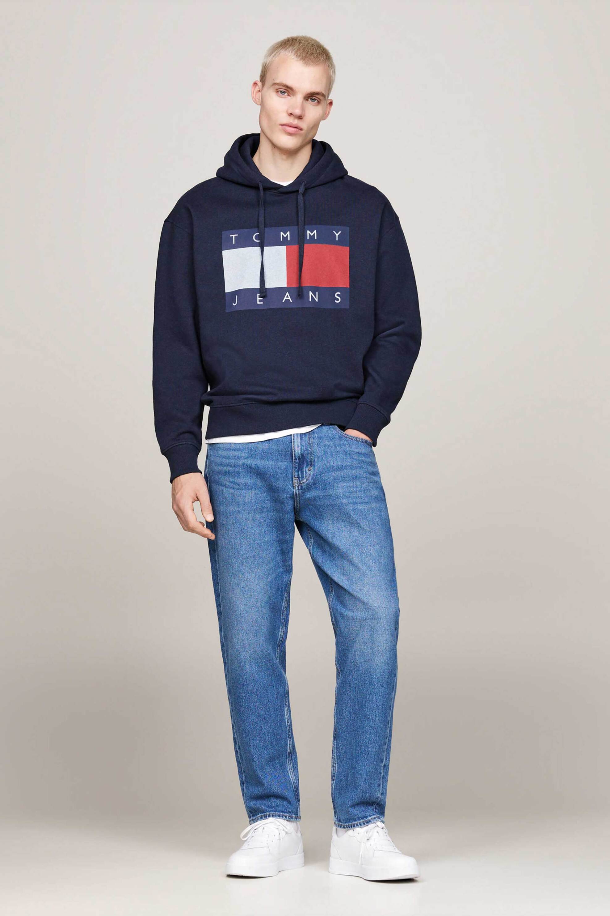 Tommy Jeans ανδρική μπλούζα φούτερ με κουκούλα και graphic logo print Relaxed Fit - DM0DM20591 Μπλε Σκούρο