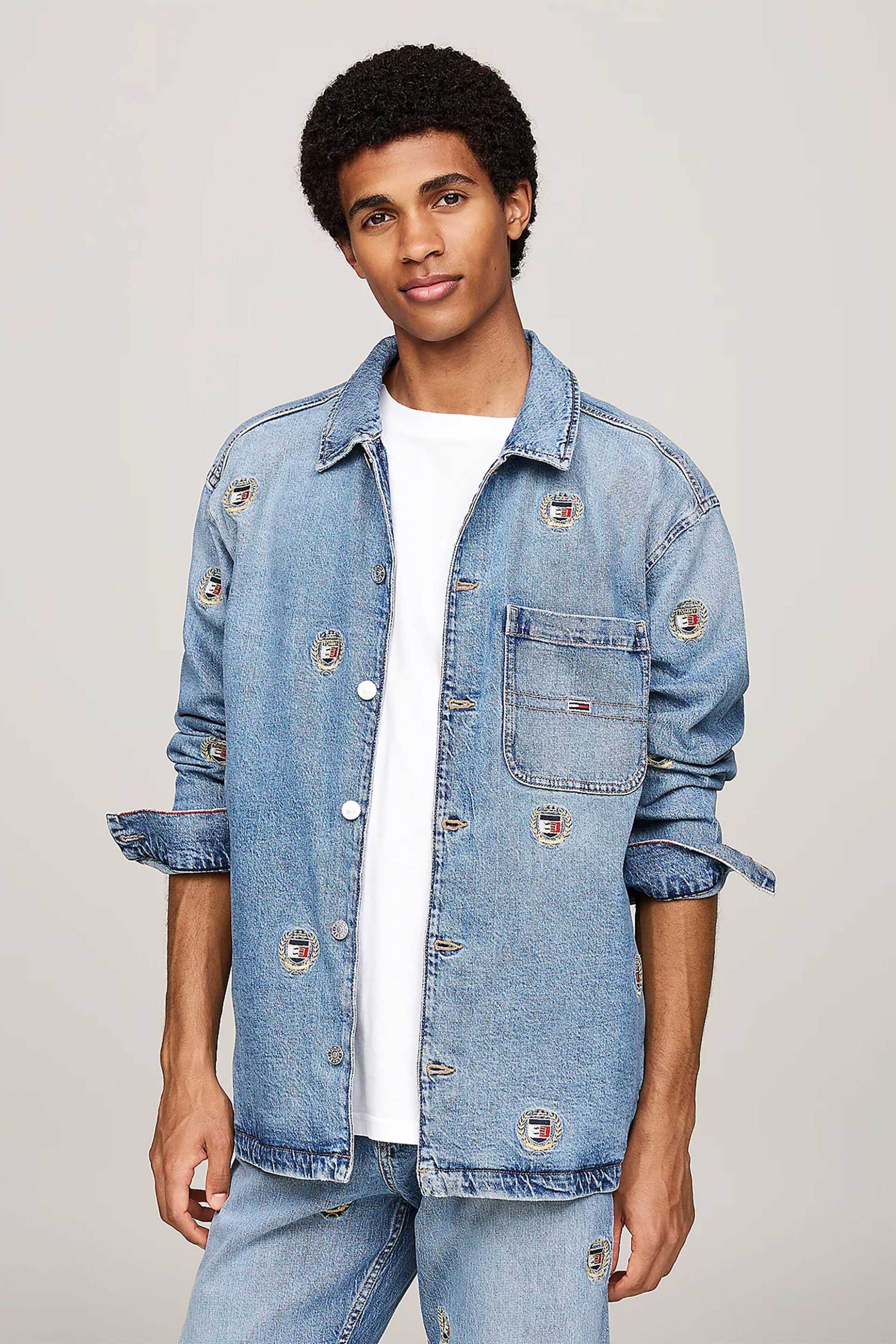 TOMMY JEANS Tommy Jeans ανδρικό denim overshirt με all-over κεντημένο λογότυπο Regular Fit - DM0DM20437 Denim Blue Ανοιχτό