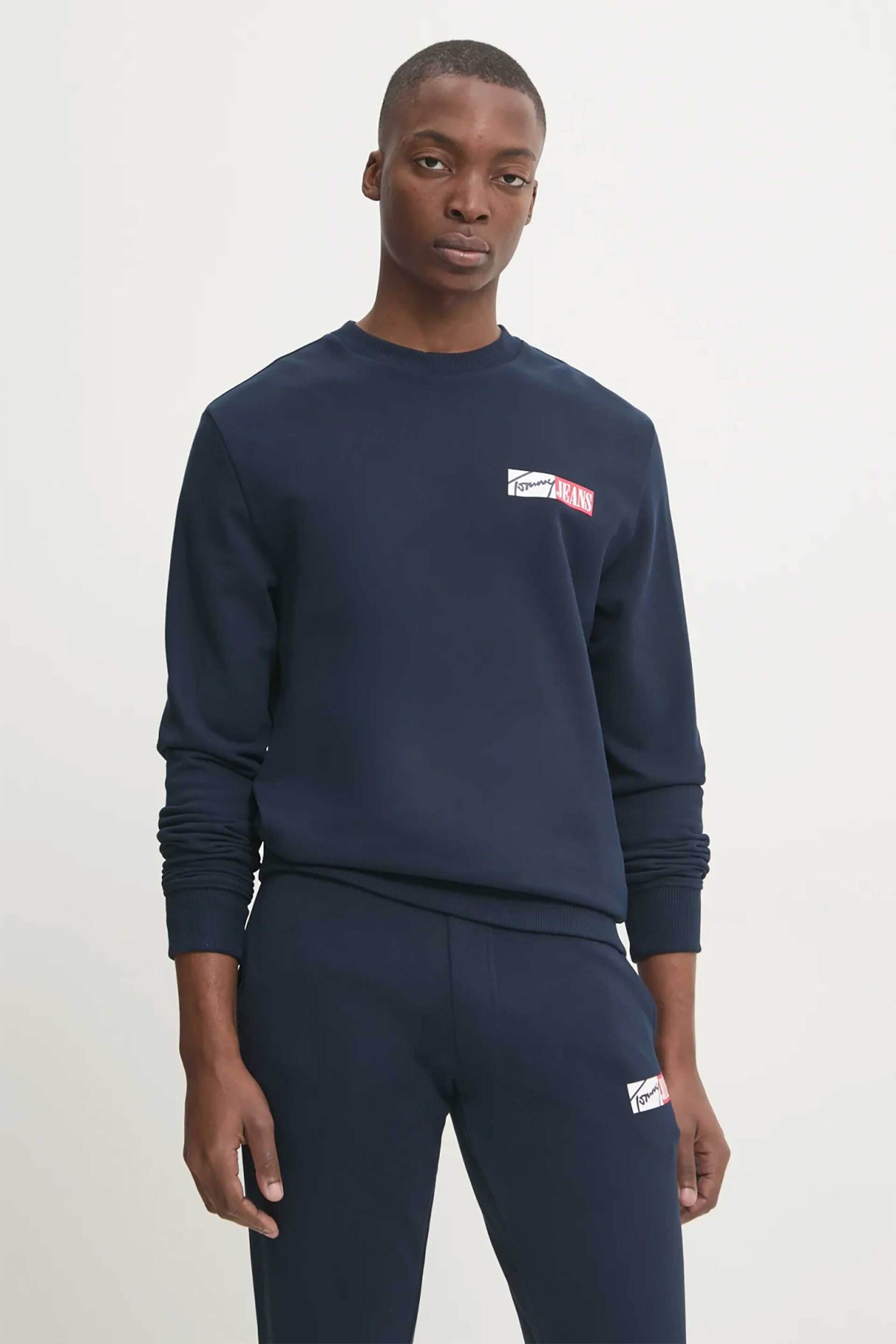 Tommy Jeans ανδρική μπλούζα φούτερ μονόχρωμη με λογότυπο - DM0DM20341 Μπλε Σκούρο