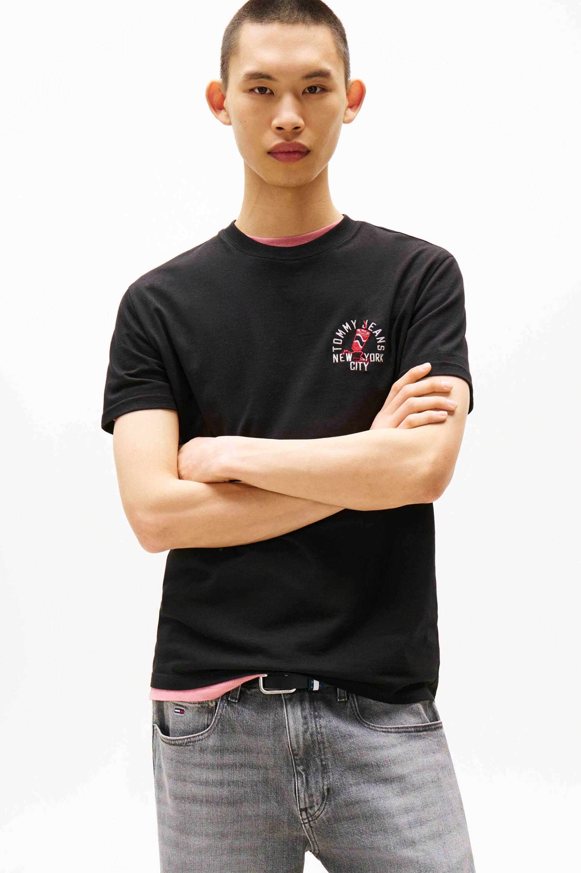 Tommy Jeans ανδρικό T-shirt μονόχρωμο Regular Fit - DM0DM21586 Μαύρο