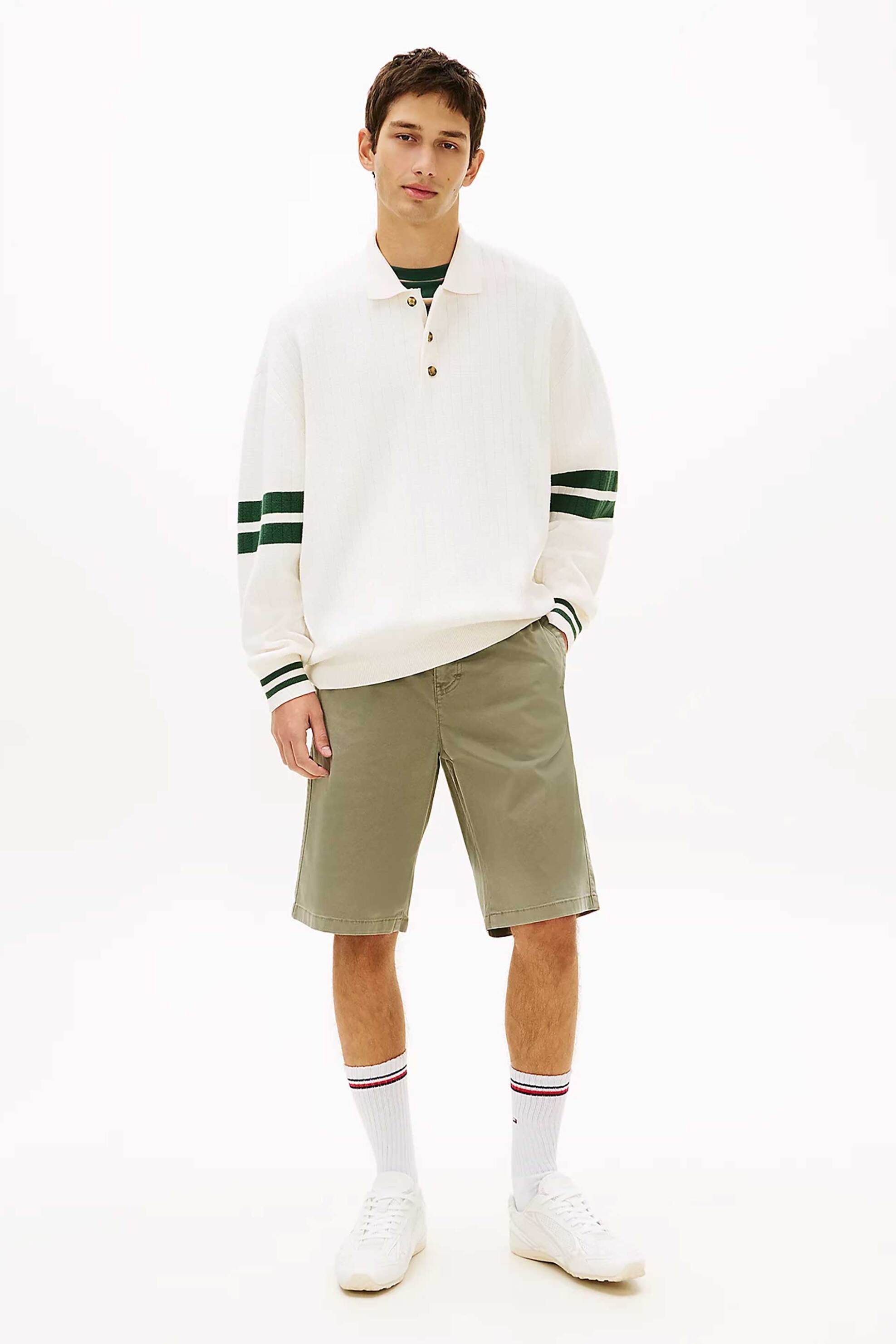 Tommy Jeans ανδρική βερμούδα chino "Otis" - DM0DM23068 Πράσινο Μέντας