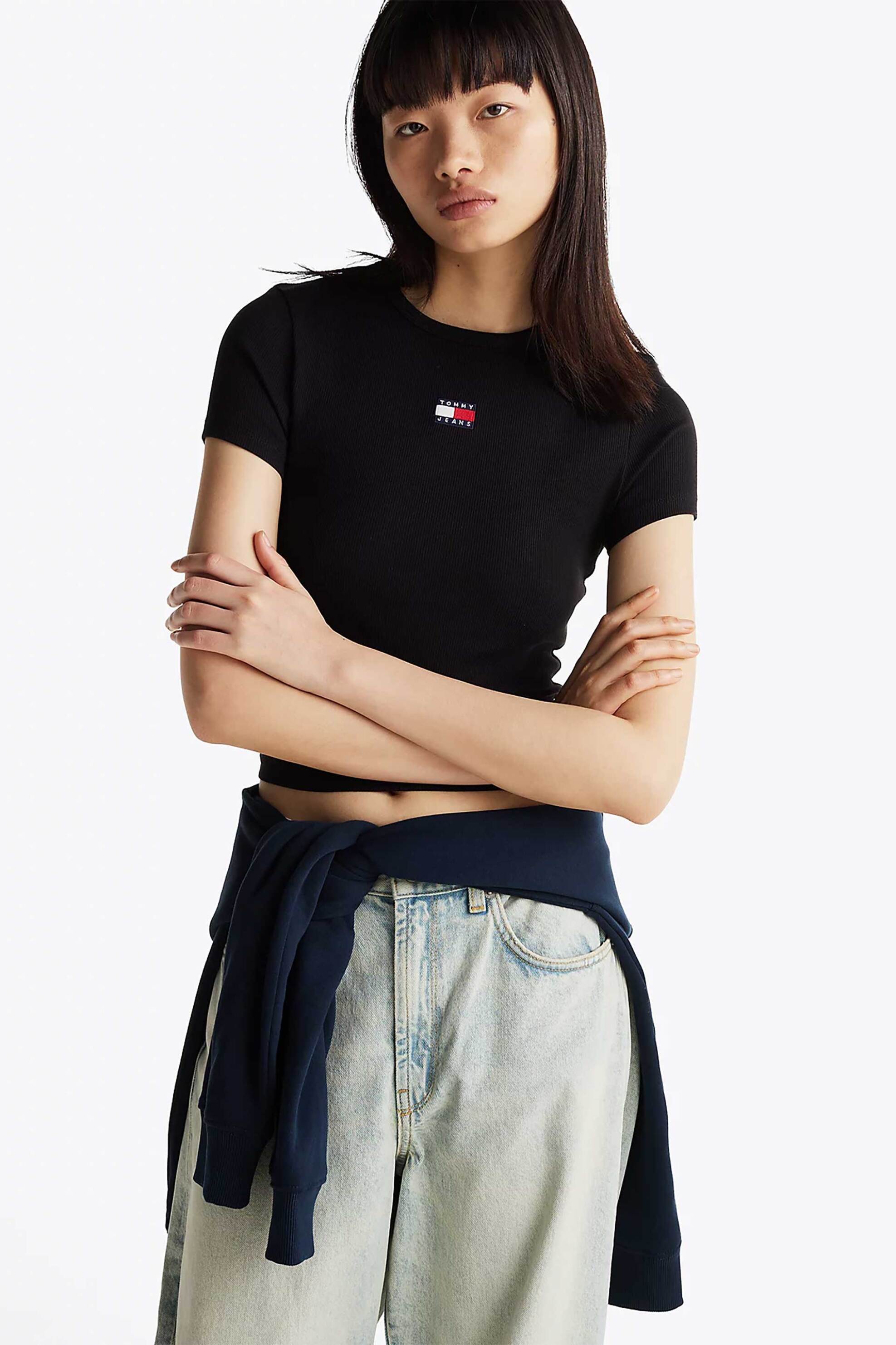  Tommy Jeans γυναικείο T-shirt ribbed με κεντημένο logo patch Slim Fit - DW0DW20463 Μαύρο 2025