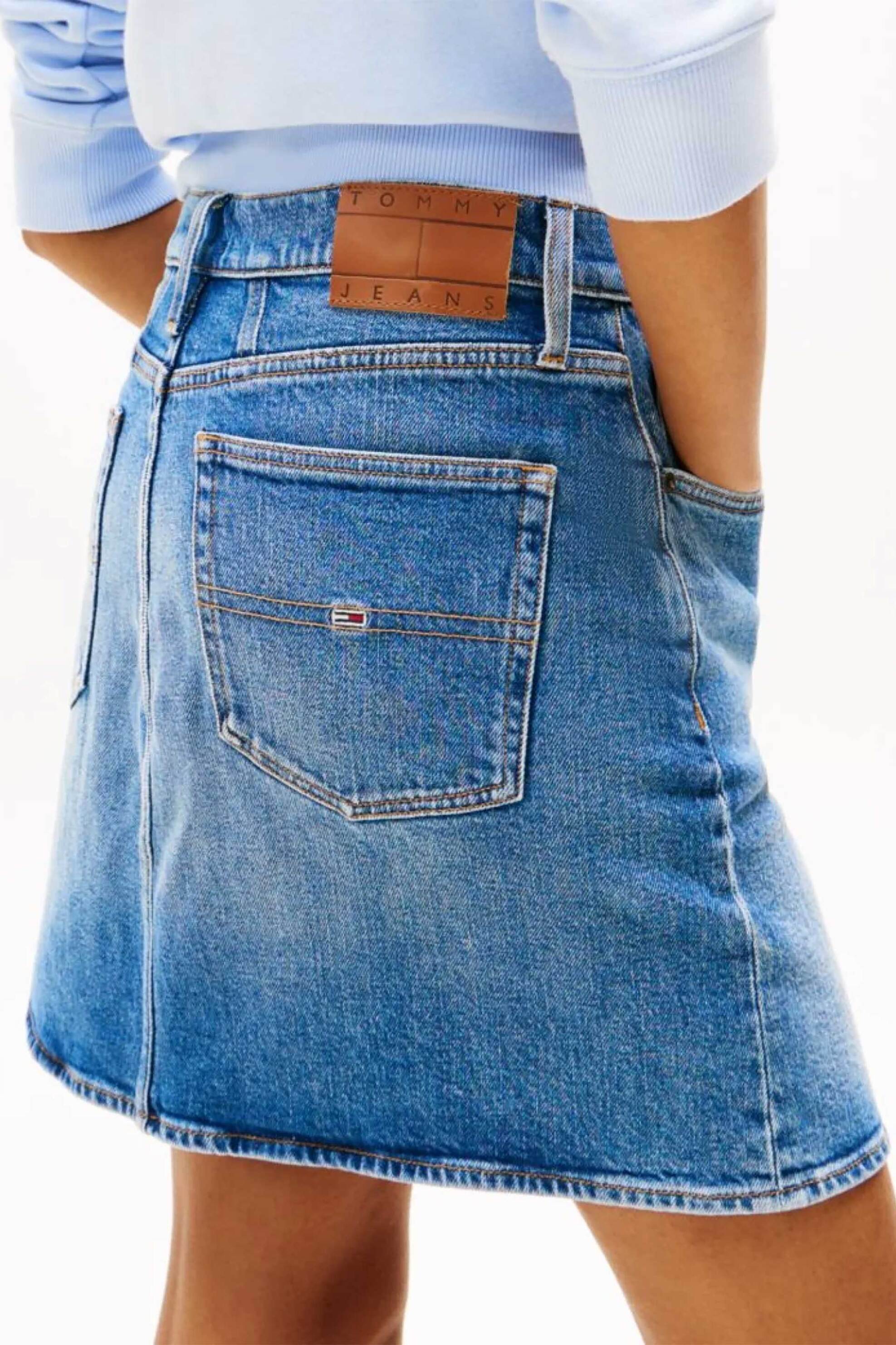 Tommy Jeans γυναικεία denim mini φούστα πεντάτσεπη Regular Fit - DW0DW20136 Denim Blue