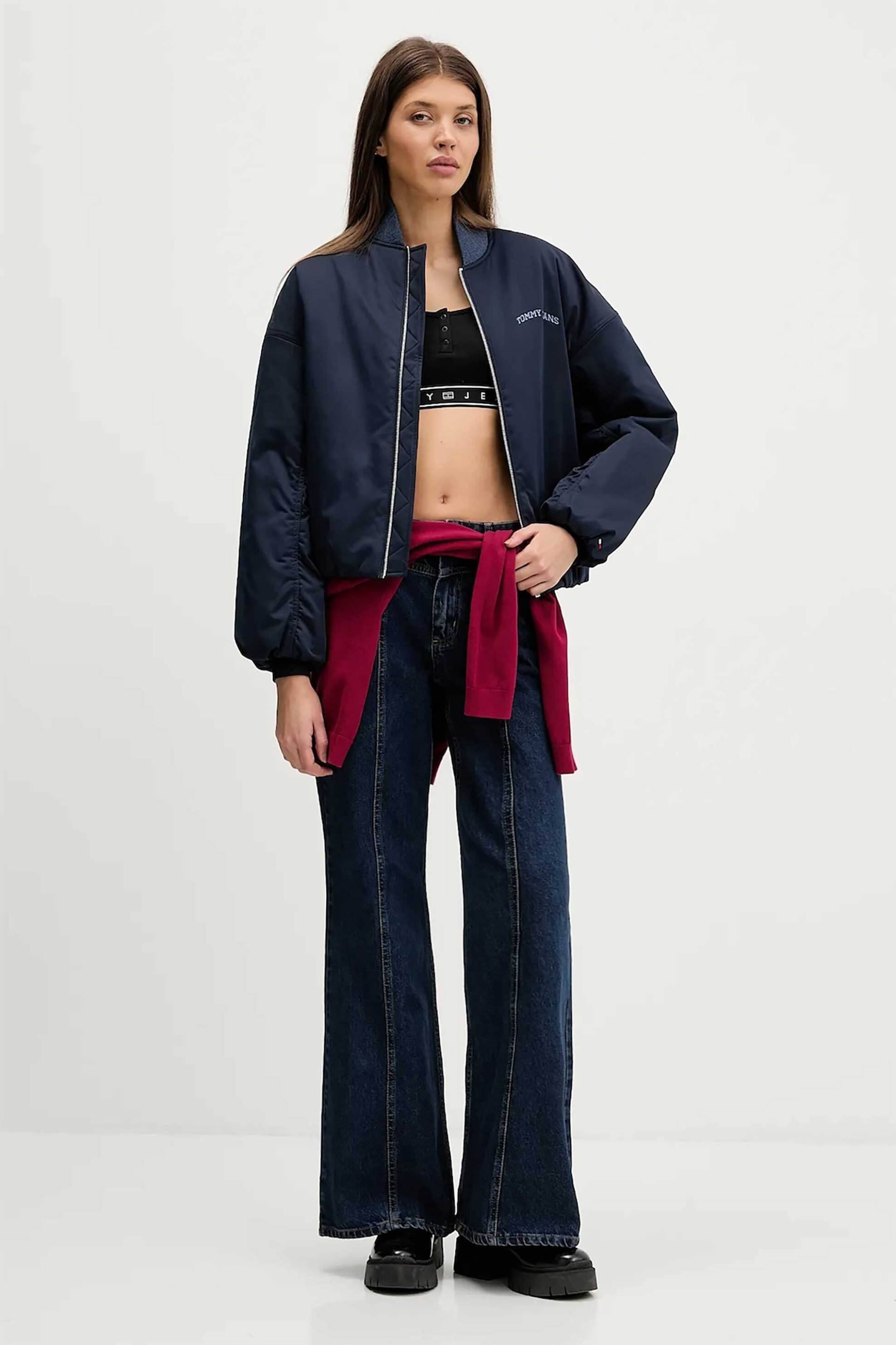 TOMMY JEANS Tommy Jeans γυναικείο τοπ με logo print cropped Slim Fit - DW0DW22538 Μαύρο - 2