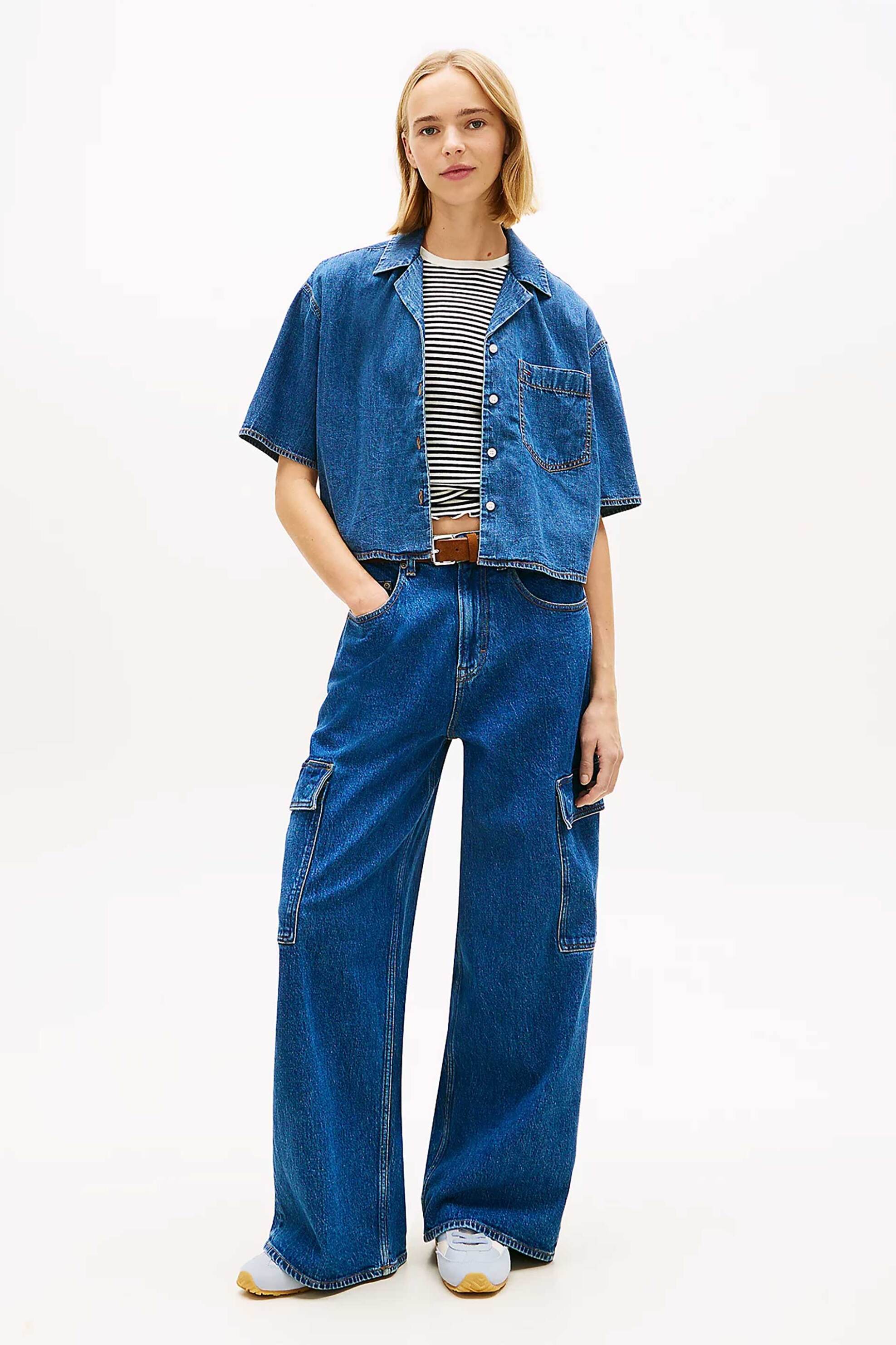 Tommy Jeans γυναικείο πουκάμισο cropped Relaxed Fit - DW0DW22216 Denim Blue