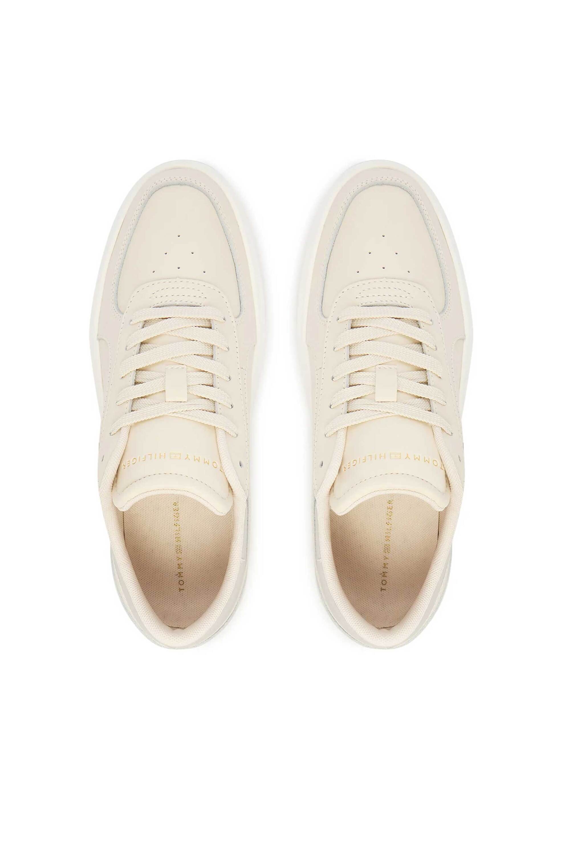 Tommy Jeans Γυναικεία Δερμάτινα Sneakers με Μεταλλικό Μονόγραμμα - Fw0Fw09364 Εκρού