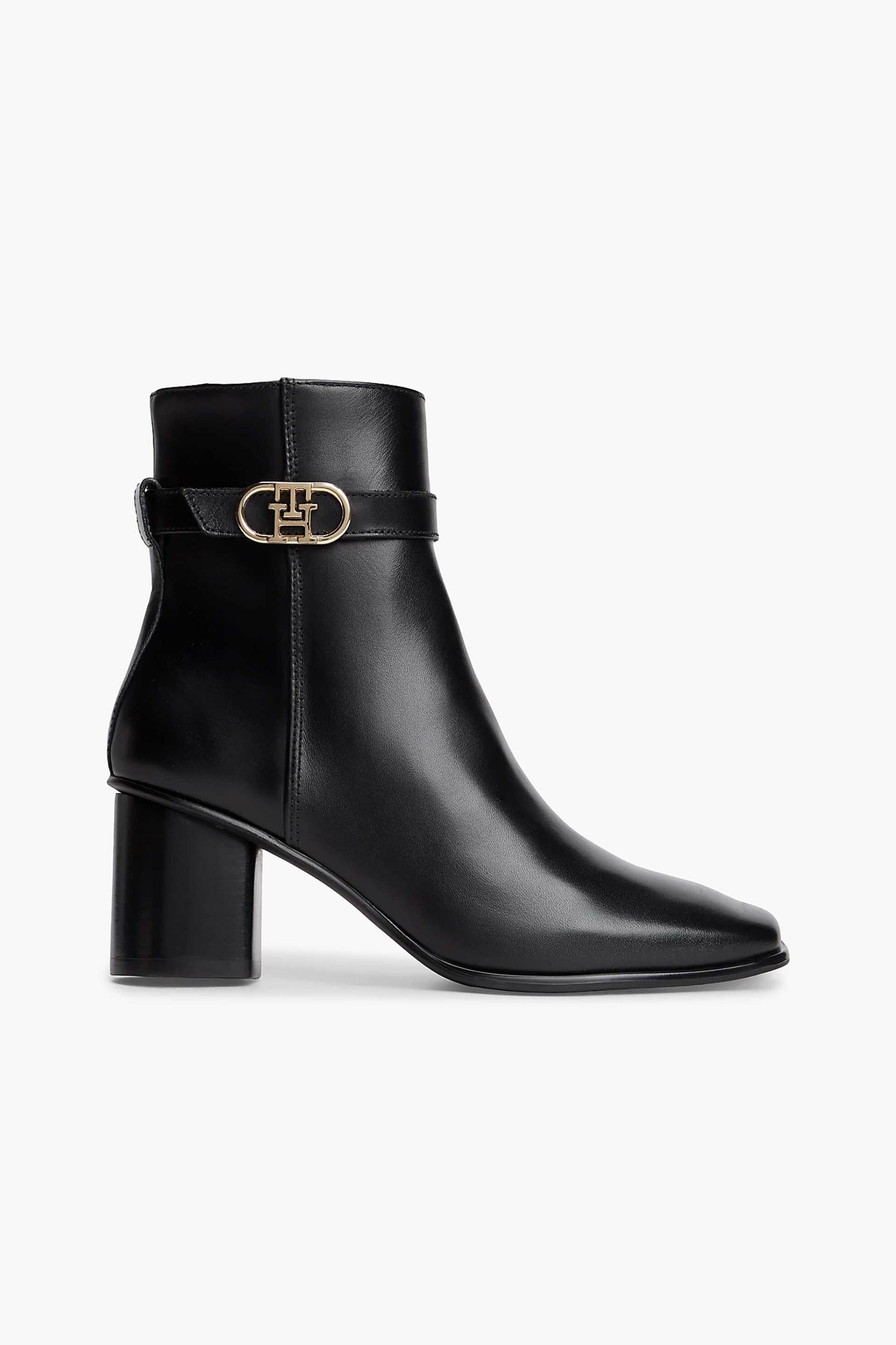 Tommy Hilfiger γυναικεία δερμάτινα μποτάκια με μεταλλικό monogram - FW0FW09488 Μαύρο