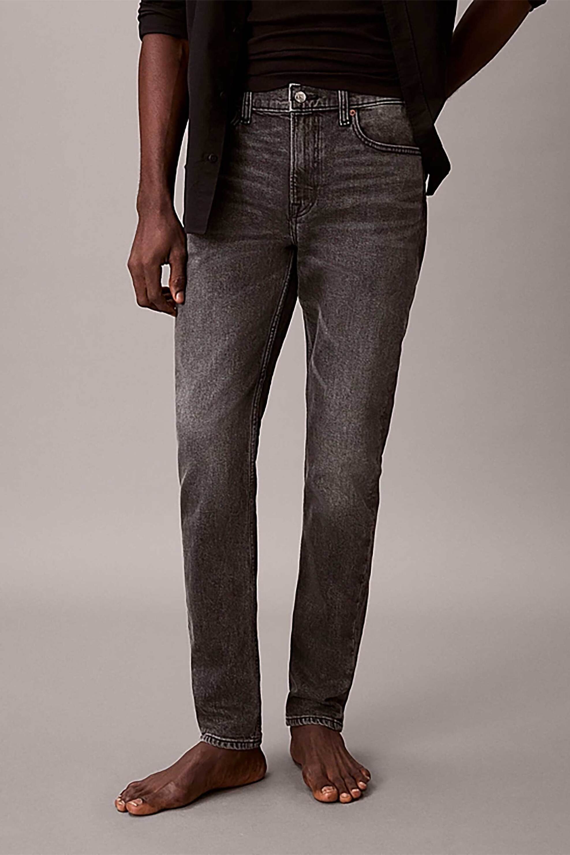 Calvin Klein Jeans ανδρικό τζιν παντελόνι πεντάτσεπο Tapered Fit - LV04RD702G Γκρι φωτογραφία