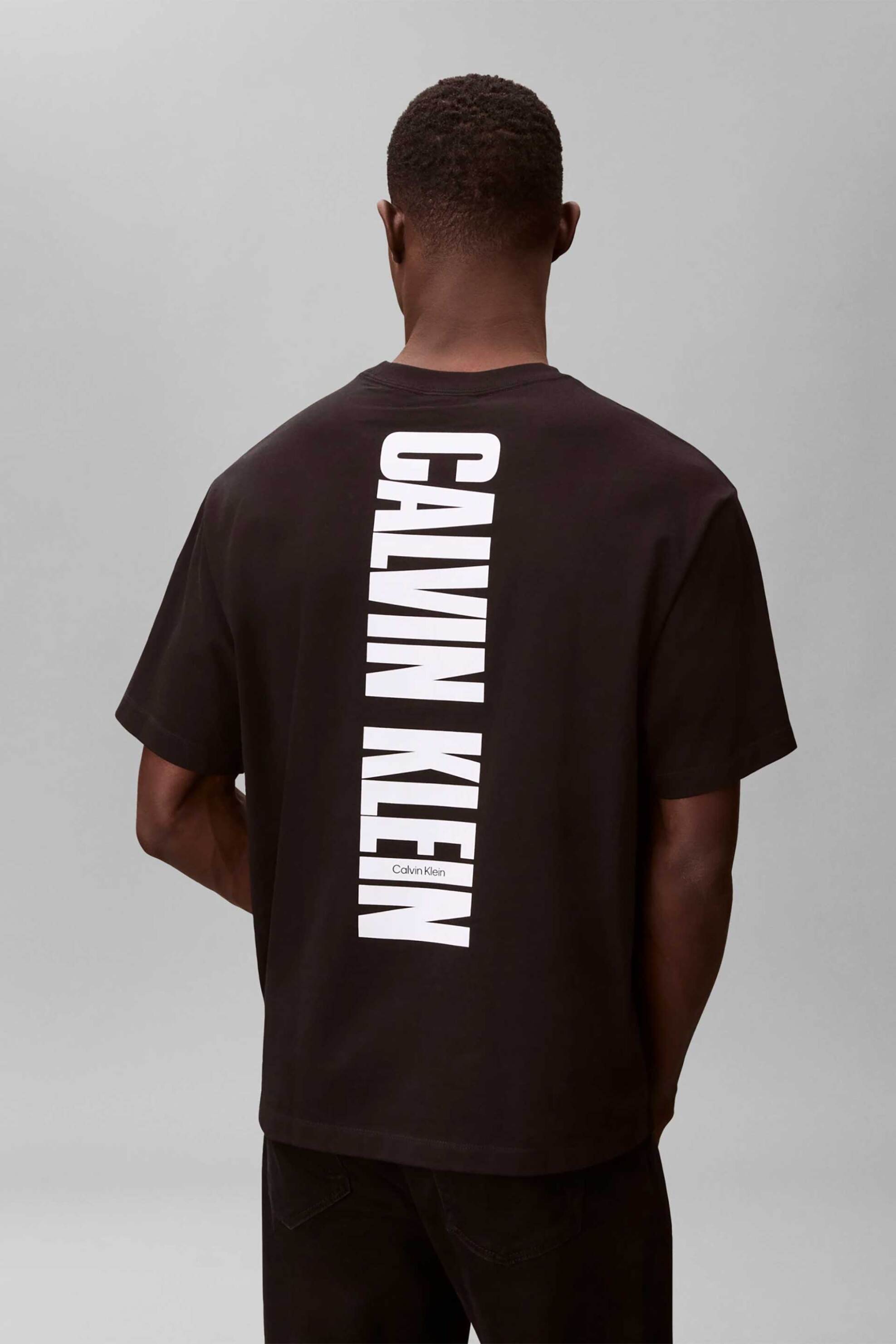 Calvin Klein Jeans Ανδρικό T-Shirt Μονόχρωμο με Λογότυπο Relaxed Fit - Lv04Rb851G Μαύρο