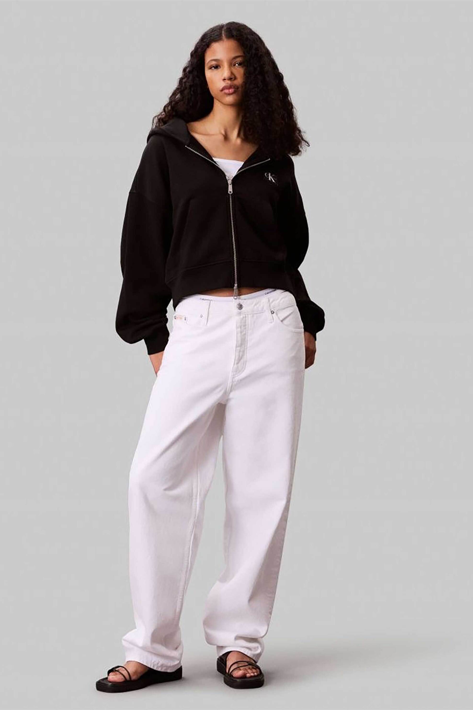 Calvin Klein Jeans γυναικεία ζακέτα φούτερ μονόχρωμη με λογότυπο Regular Fit - LV047C216G Μαύρο φωτογραφία