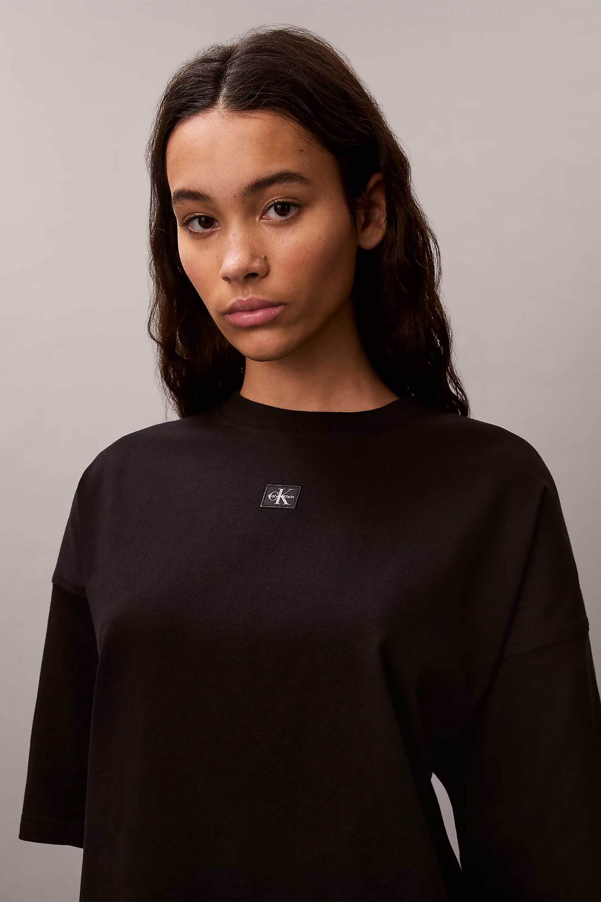 Calvin Klein Jeans γυναικείο mini φόρεμα T-shirt με logo print στο στήθος Oversized Fit - LV047F228G Μαύρο